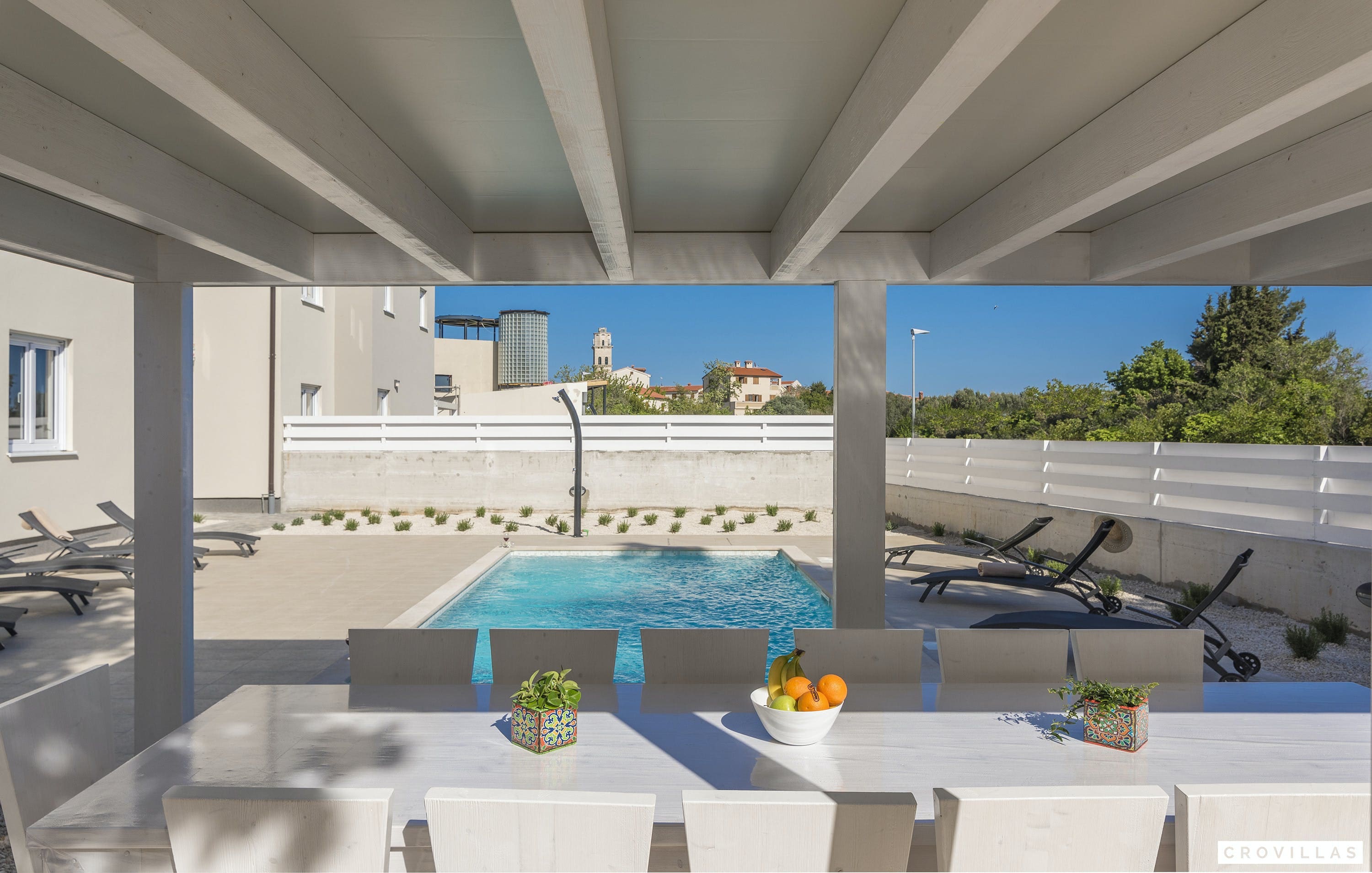 Kuća Kamenjak Premantura Istria: Spacious 7-Bedroom Apartment with Pool and Sauna, Istria