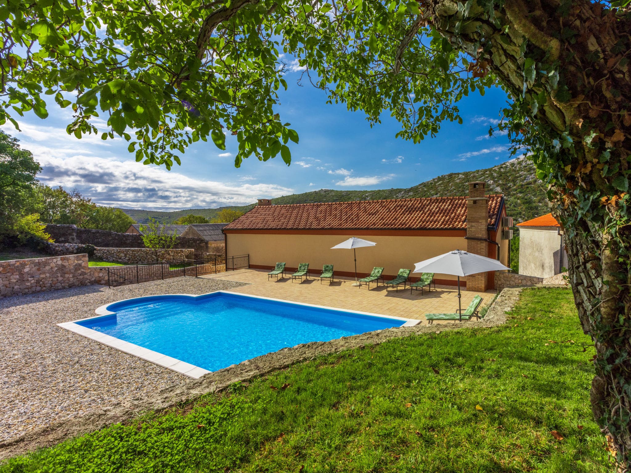 Kuća Klarići Crikvenica: Stylish 4-Bedroom Holiday Home with Private Pool and Peaceful Setting near Croatian Coast