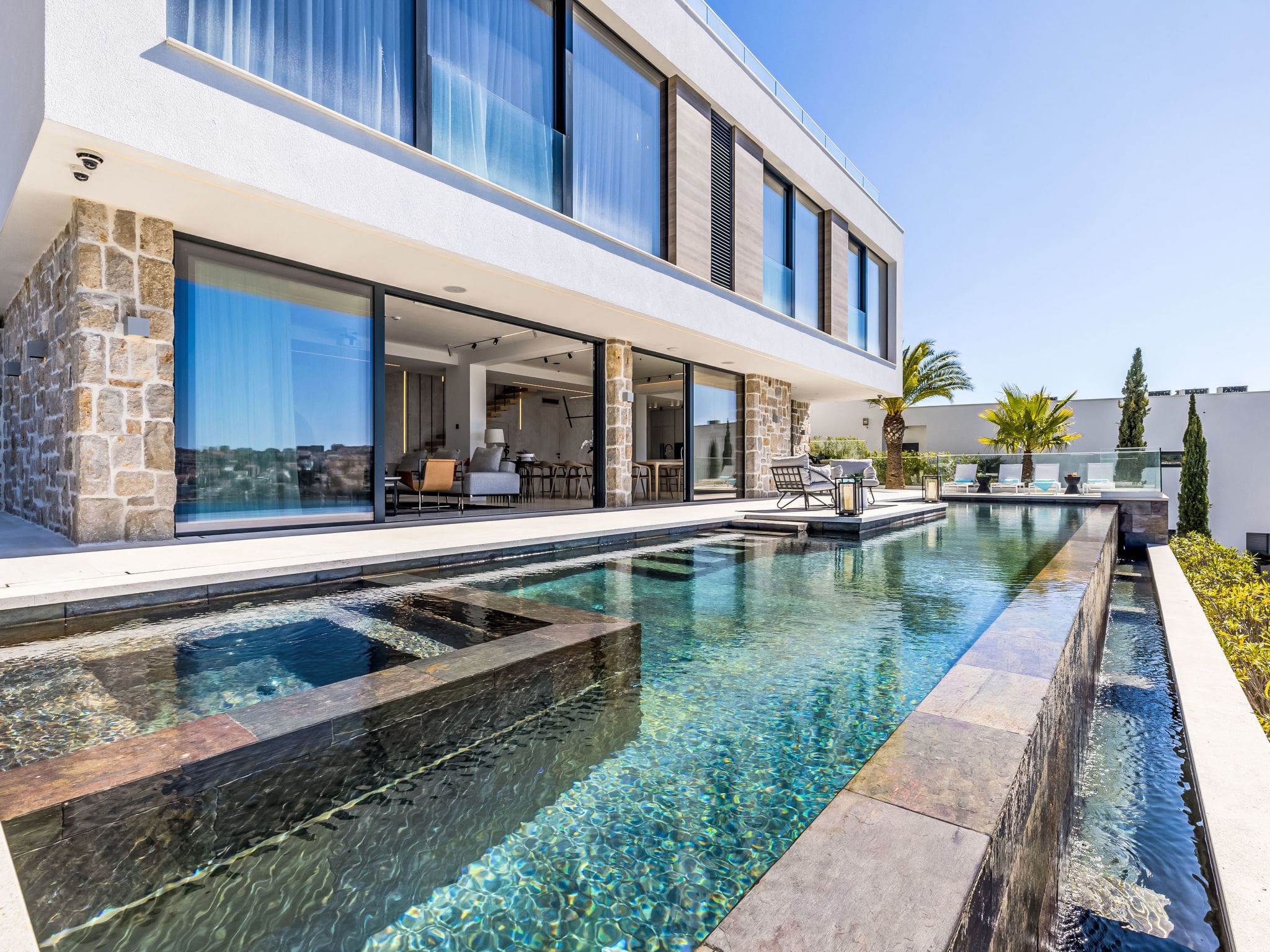 Kuca Lovrecina Rogoznica: Spectacular 3-Bedroom Beachfront Villa with Private Pool Just Steps from Adriatic Waters