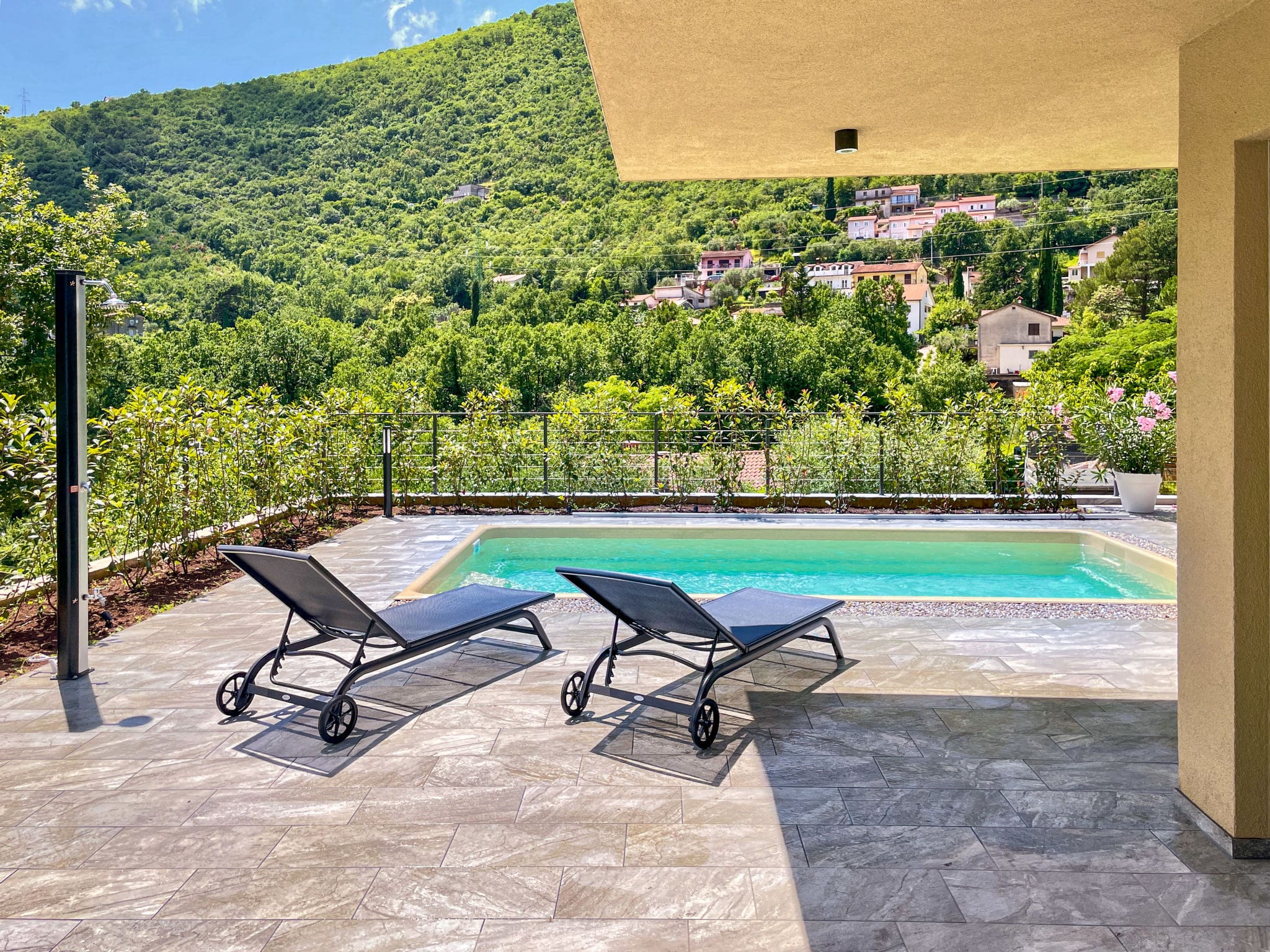 Kuca Maestral Moscenicka: Brand New 4-Bedroom Villa with Private Pool and Mountain Views in Croatian Riviera