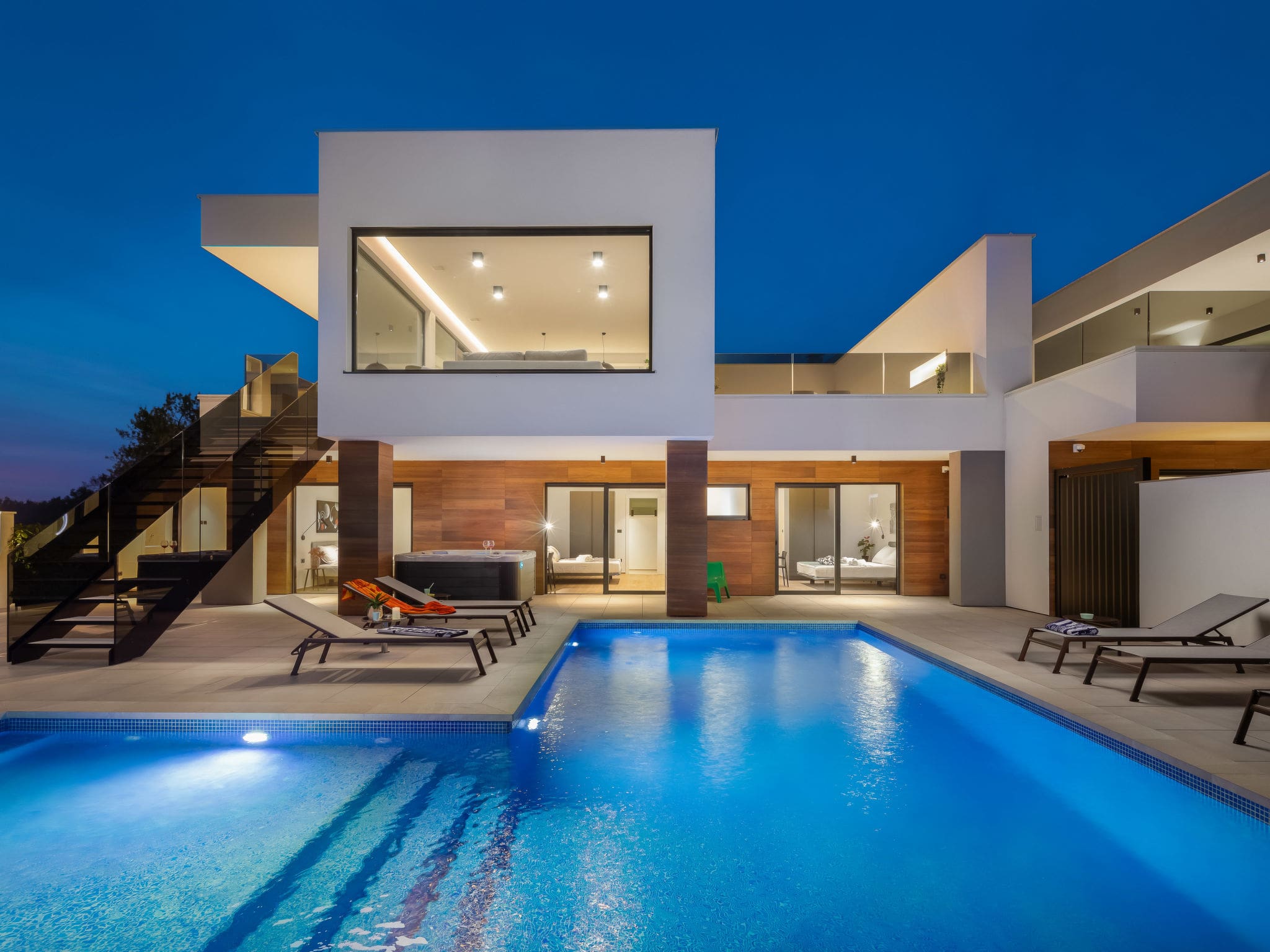 Kuća Maslina Vodnjan: Modern 6-Bedroom Villa with Private Pool and Sauna near Pula Airport in Istria