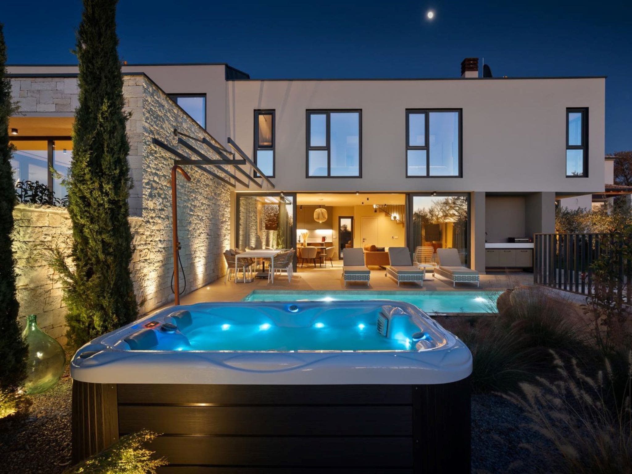 Kuća Mihatovići Poreč: Modern 3-Bedroom Villa with Heated Private Pool and Sauna near Poreč Centre