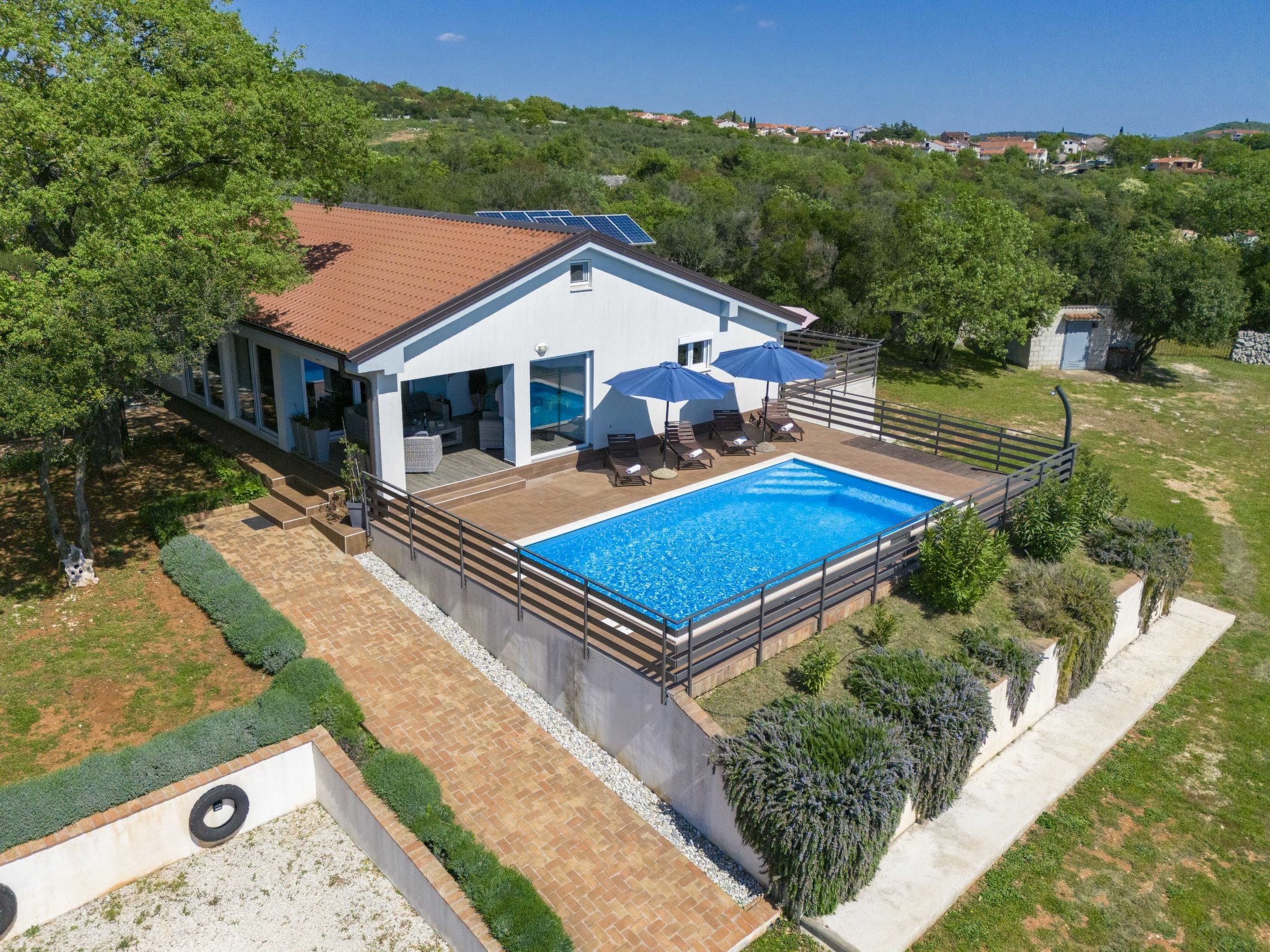 Kuća Mirna Rovinj: Stunning 3-Bedroom Villa with Private Pool and Sea Views in Croatian Countryside
