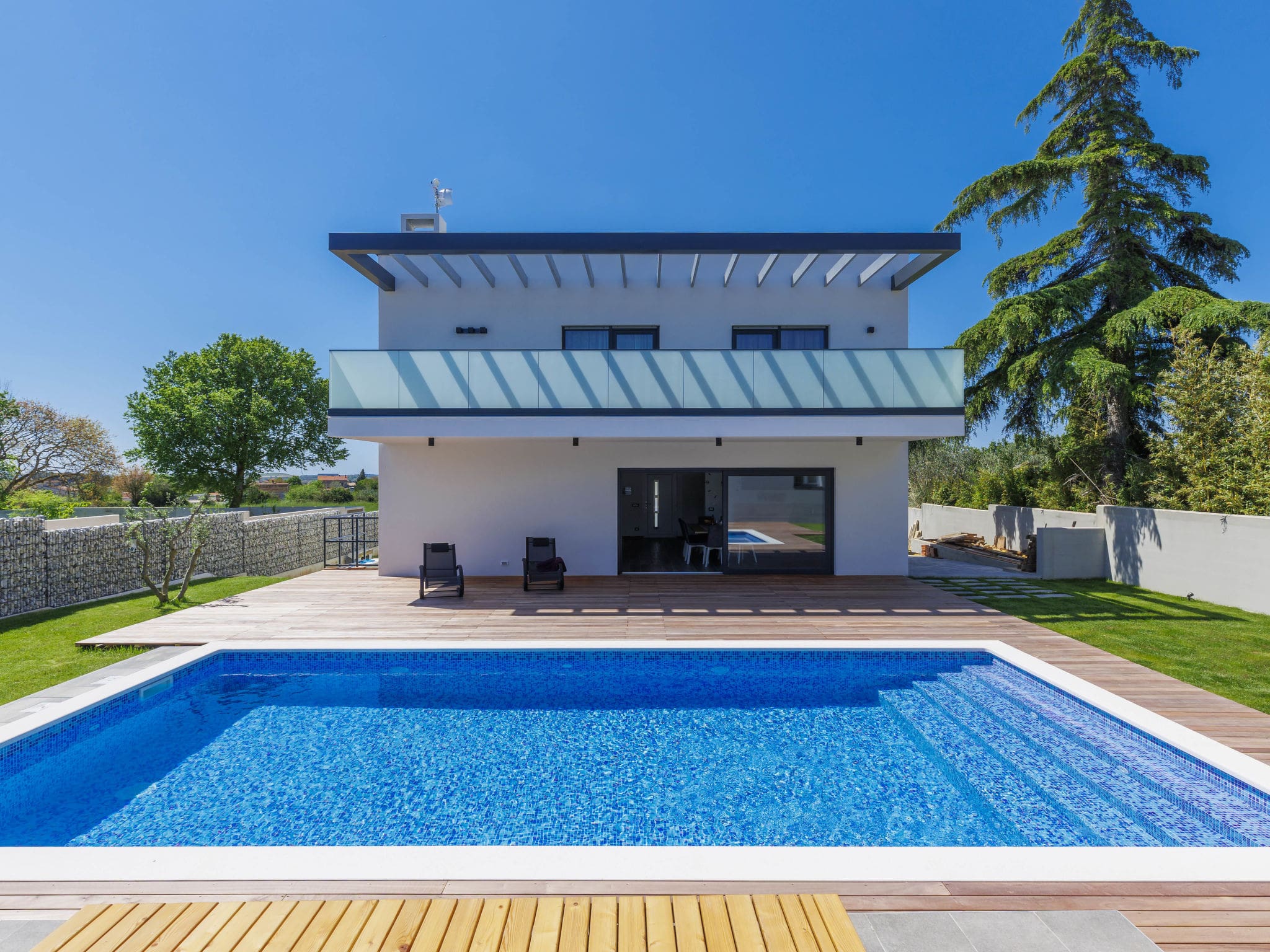 Kuća Motovun Pula: Modern 4-Bedroom Family Villa with Private Pool and Garden in Istrian Countryside