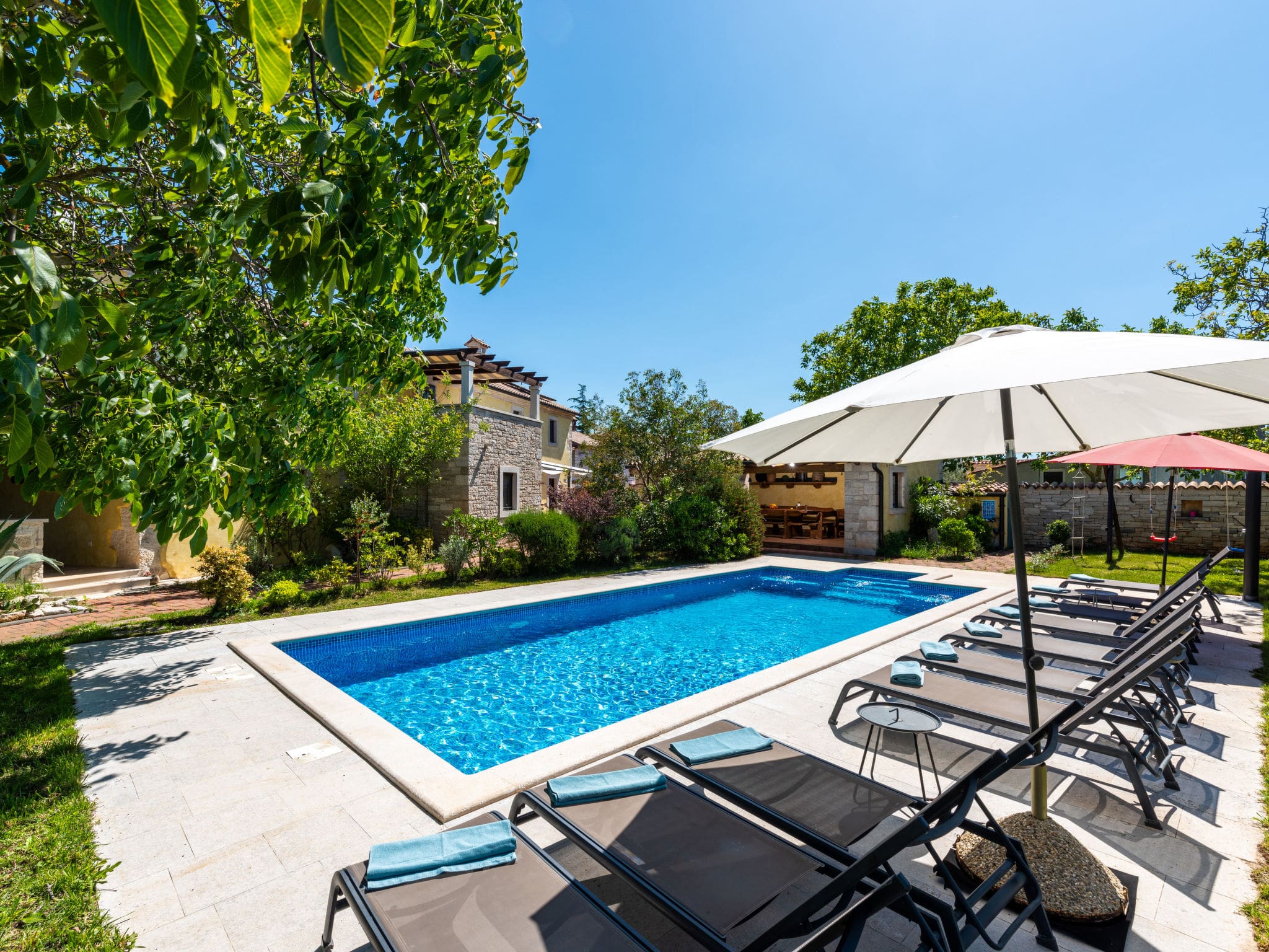 Kuća Orbanići Vodnjan: Rustic 5-Bedroom Family Villa with Private Pool near Historic Vodnjan Istria Croatia