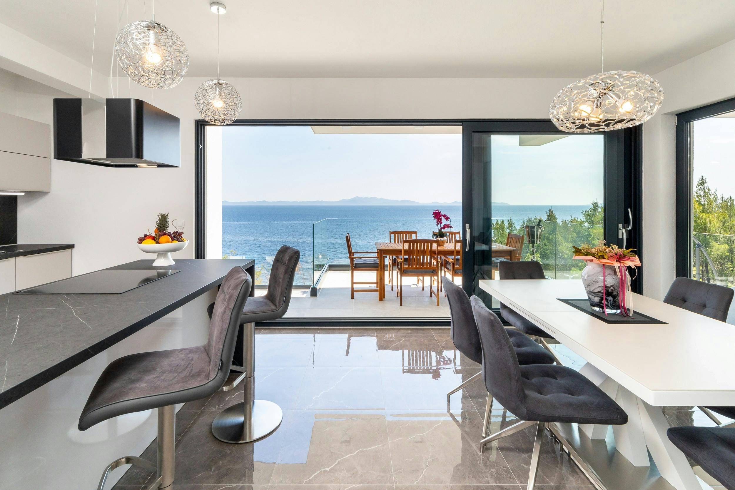 Kuća Pelješac Dubrovnik: Luxury 3-Bedroom Apartment with Seaview and Pool, Dubrovnik