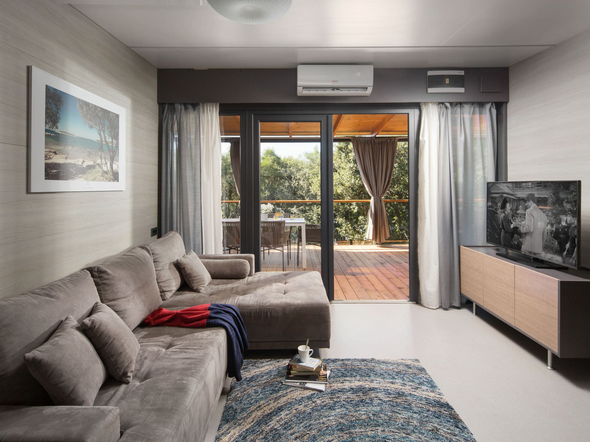 Kuća Pešćera Bale: Elegant 2-Bedroom Villa with Resort Amenities and Beach Access in Istria Croatia