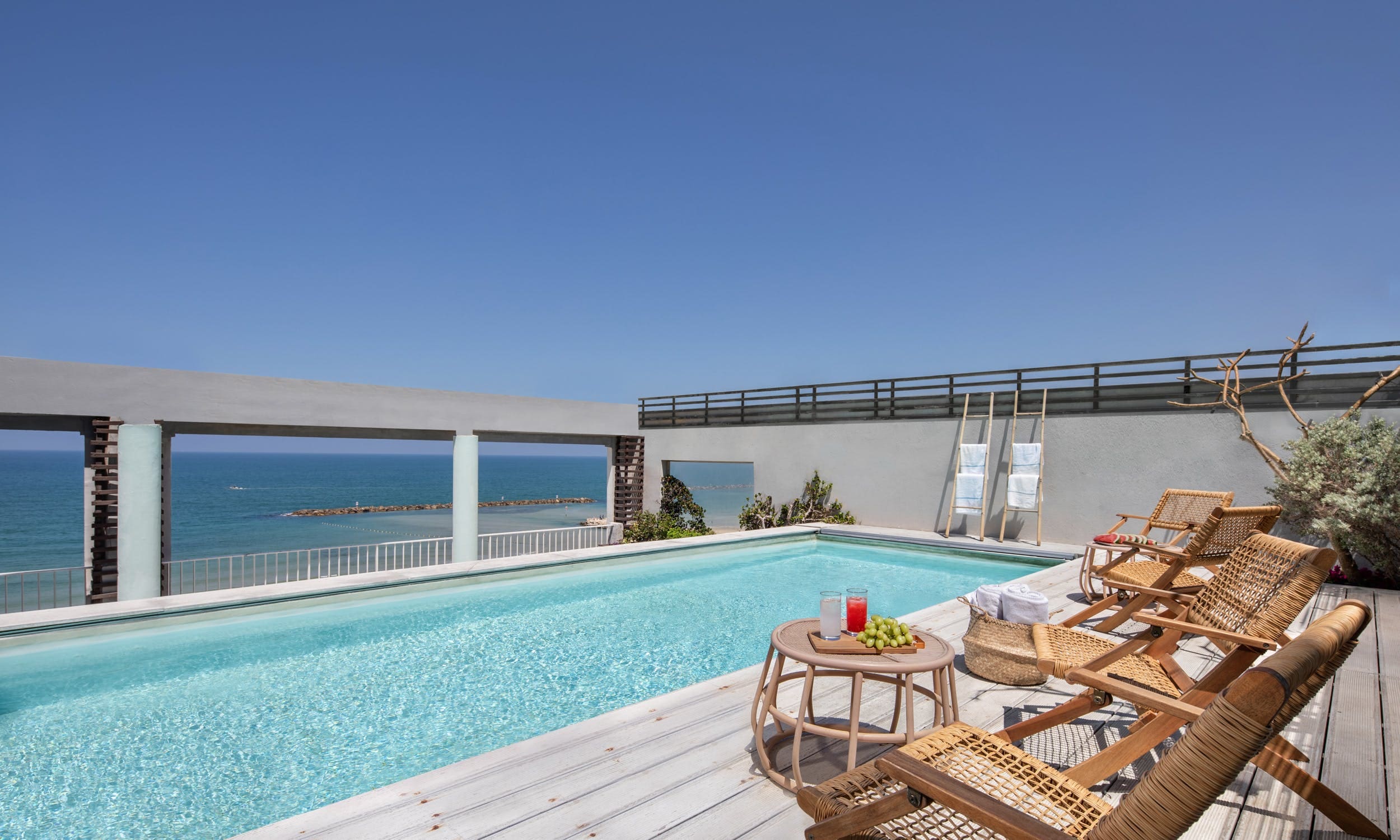 Kuća Sabres Tel Aviv: Luxury 2-Bedroom Hotel with Infinity Pool and Seaview, Tel Aviv