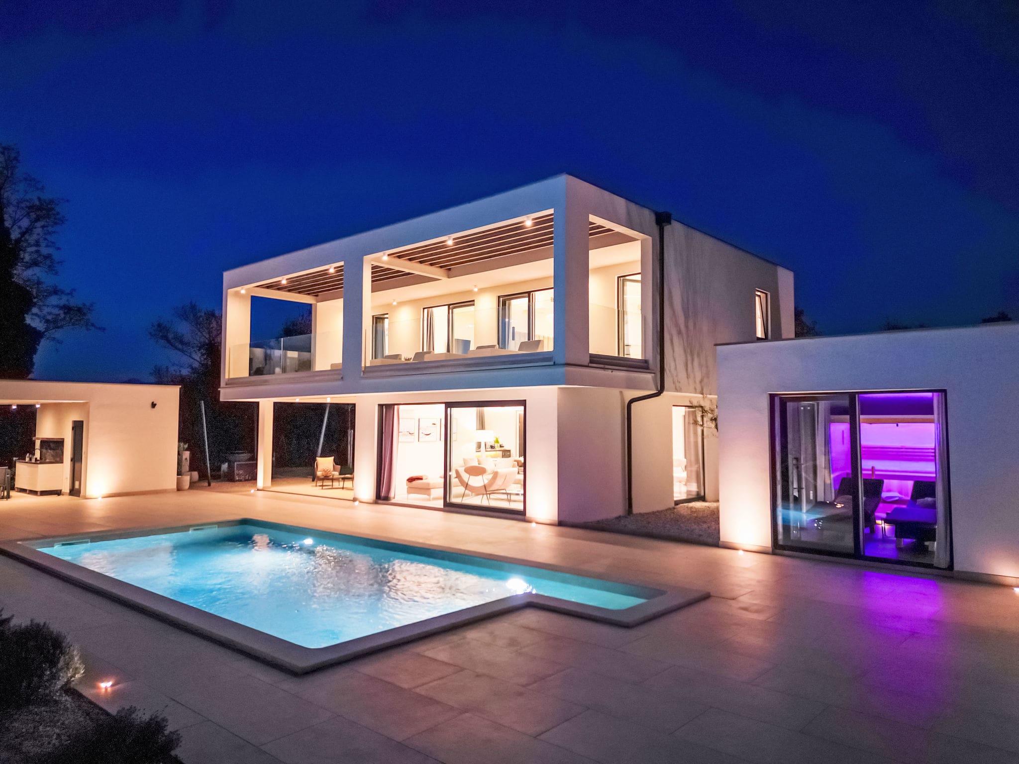 Kuća Tomaž Labin: Spectacular 4-Bedroom Modern Villa with Heated Pool and Sauna in Istrian Countryside Croatia