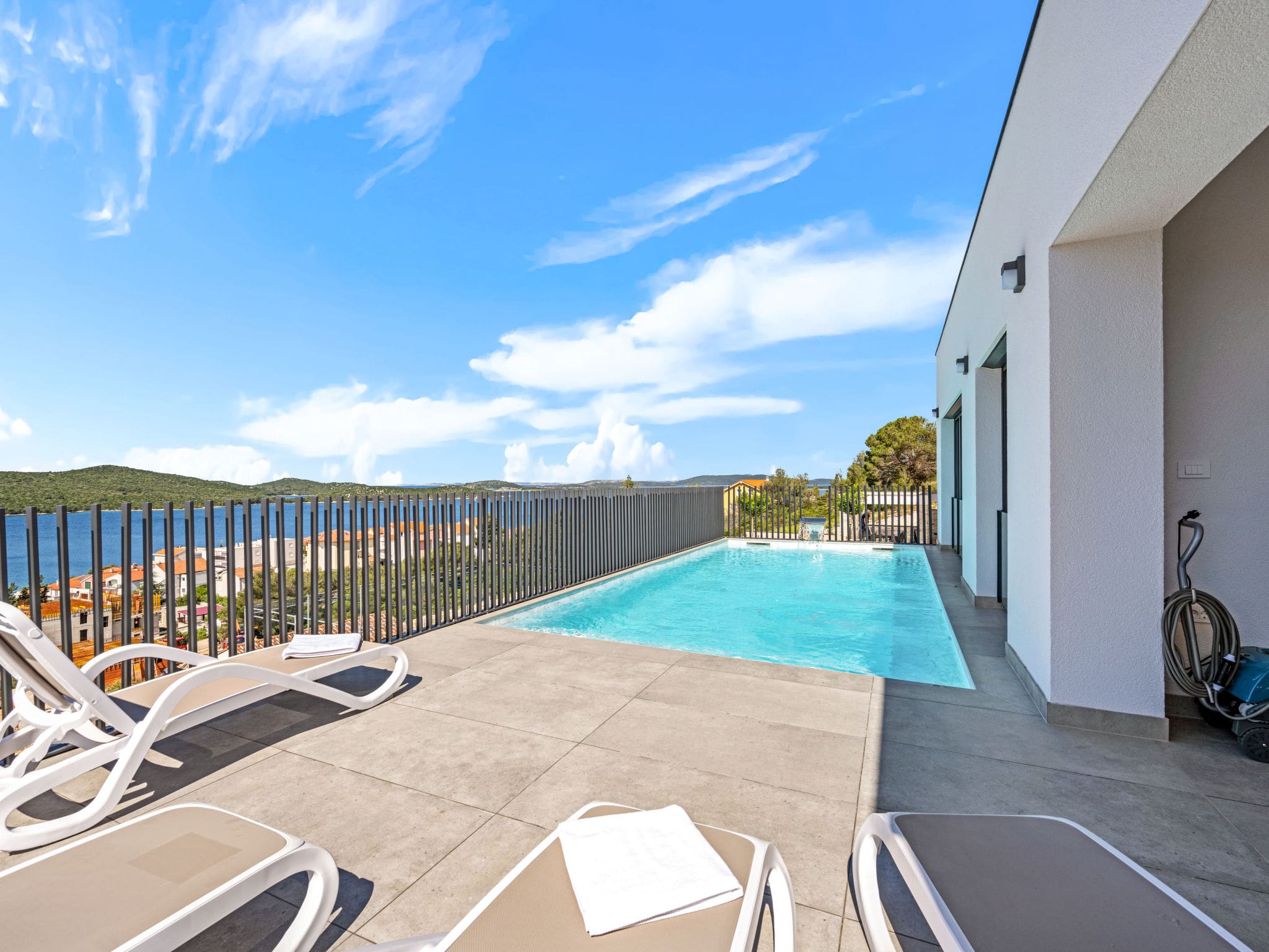 Kuća Tramontana Brodarica: Stunning 4-Bedroom Waterfront Villa with Private Pool and Sea Views in Croatia