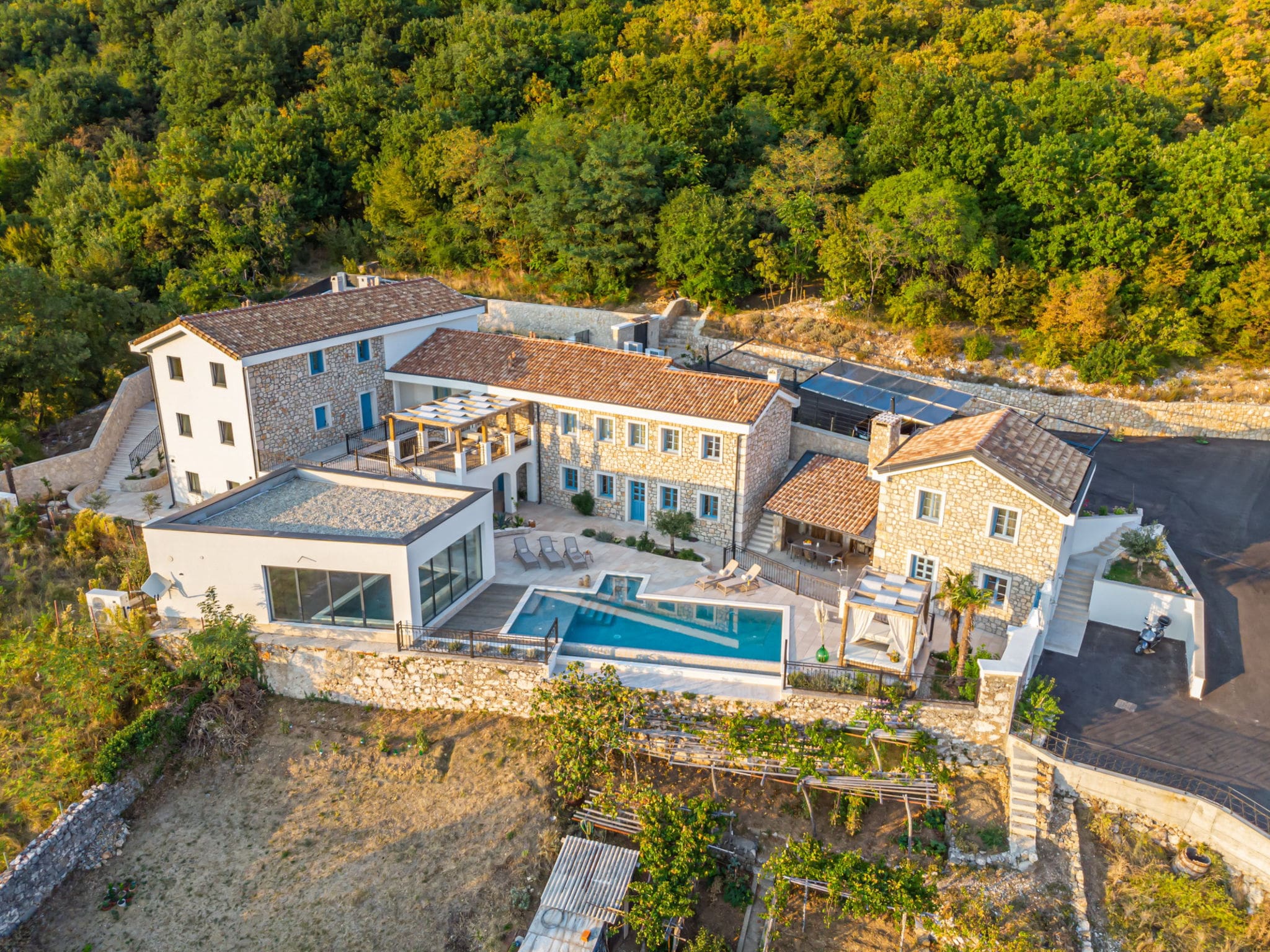 Kuca Ucka Crikvenica: Stunning 10-Bedroom Luxury Estate with Three Pools and Spa Facilities in Bribir Near Crikvenica