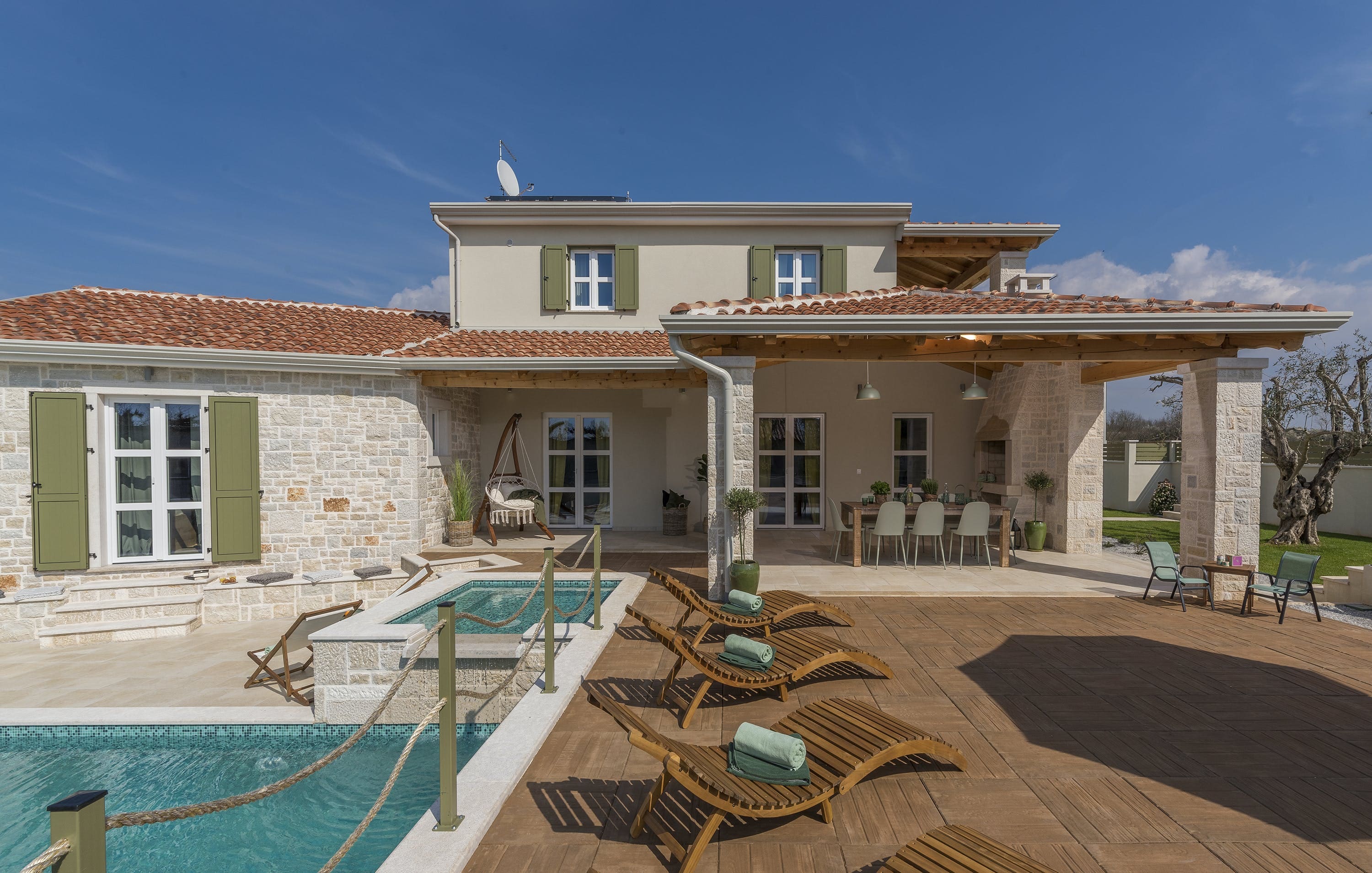 Kuća Žufanija Poreč: Spacious 4-Bedroom Apartment with Pool and Countryside Views, Istria