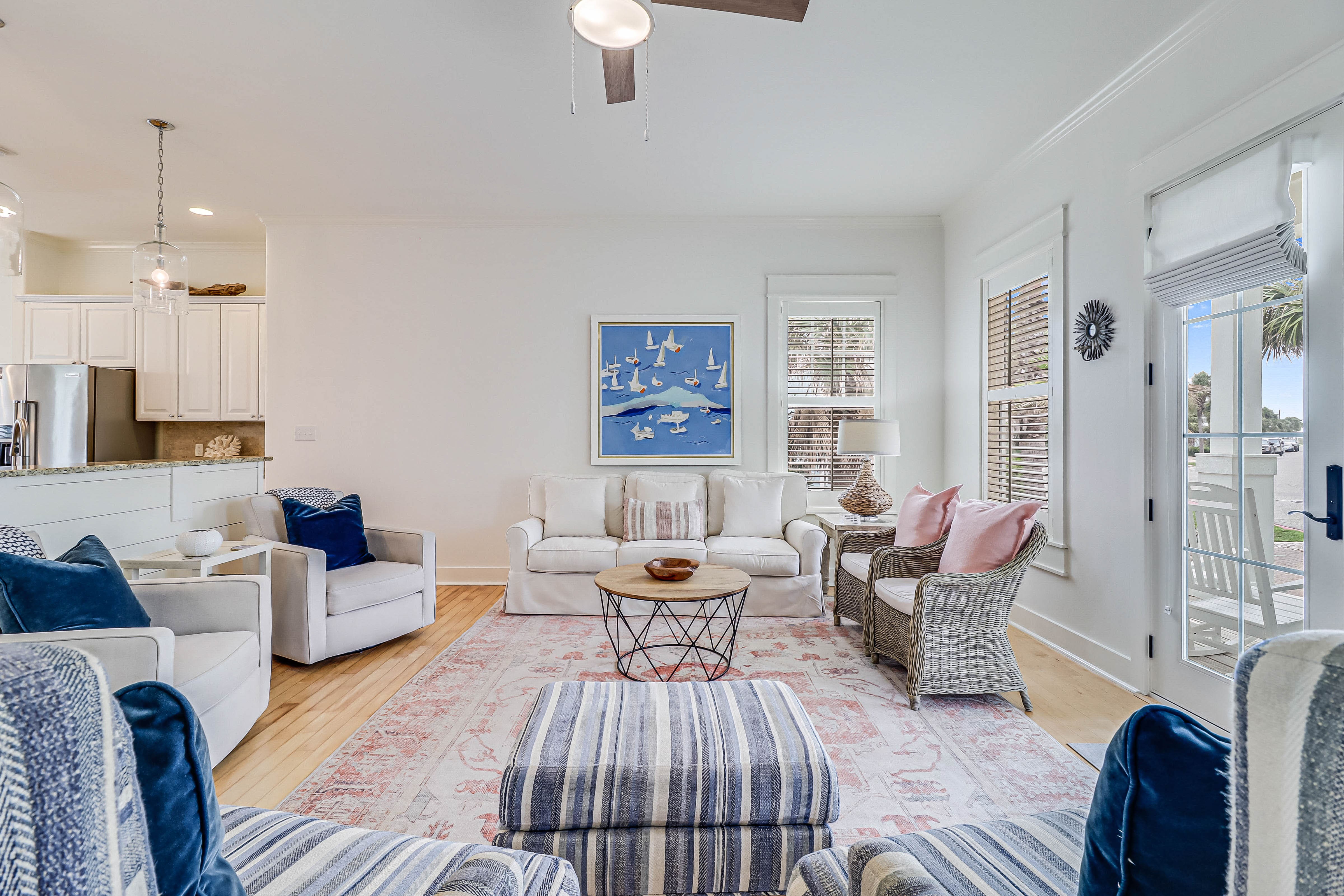 Lago Vista del Mar: Stunning 4-Bedroom Villa with Pool in Nueces County