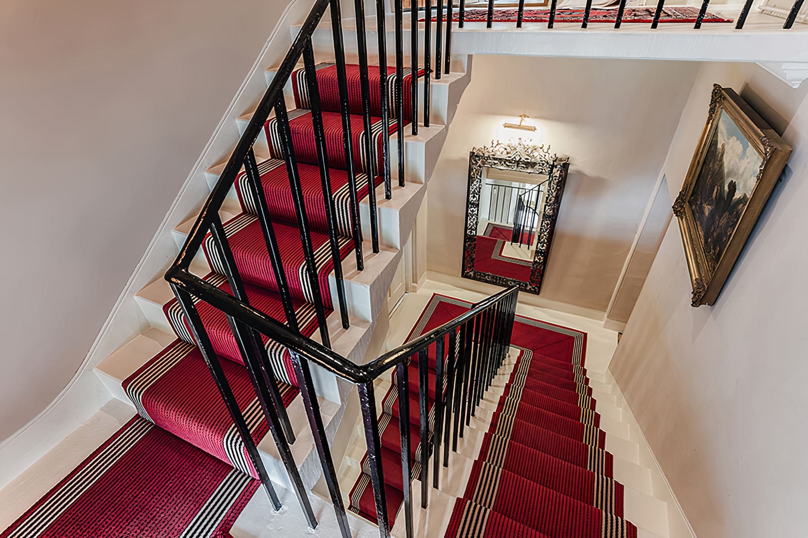 Lakeside Serenity: Stunning 9-Bedroom Luxury Cottage Rental with Hot Tub, Cumbria