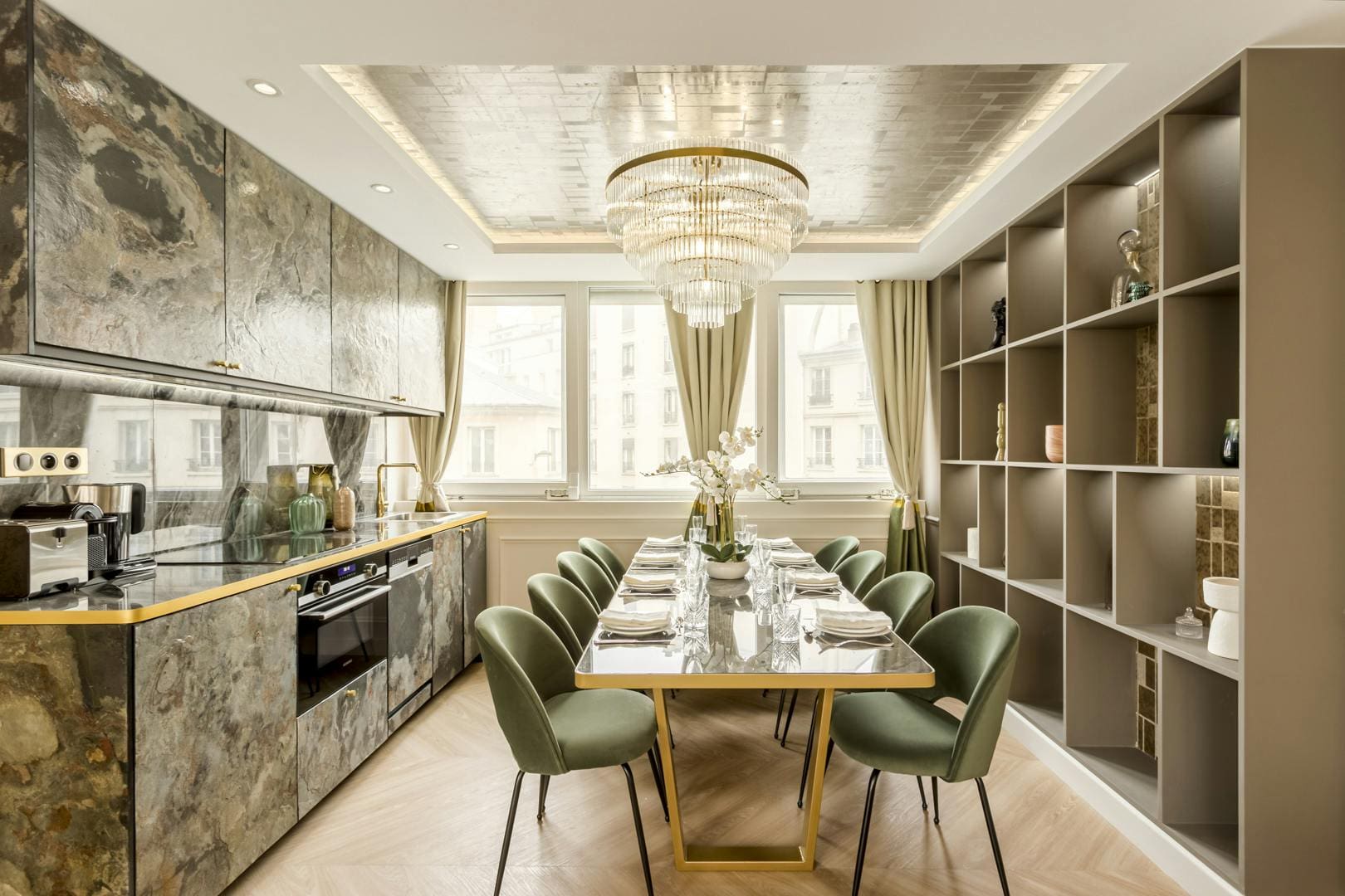 L’Appartement de la Tour Eiffel Tower 2: Spacious 4-Bedroom Apartment with Stunning Views, Eiffel Tower