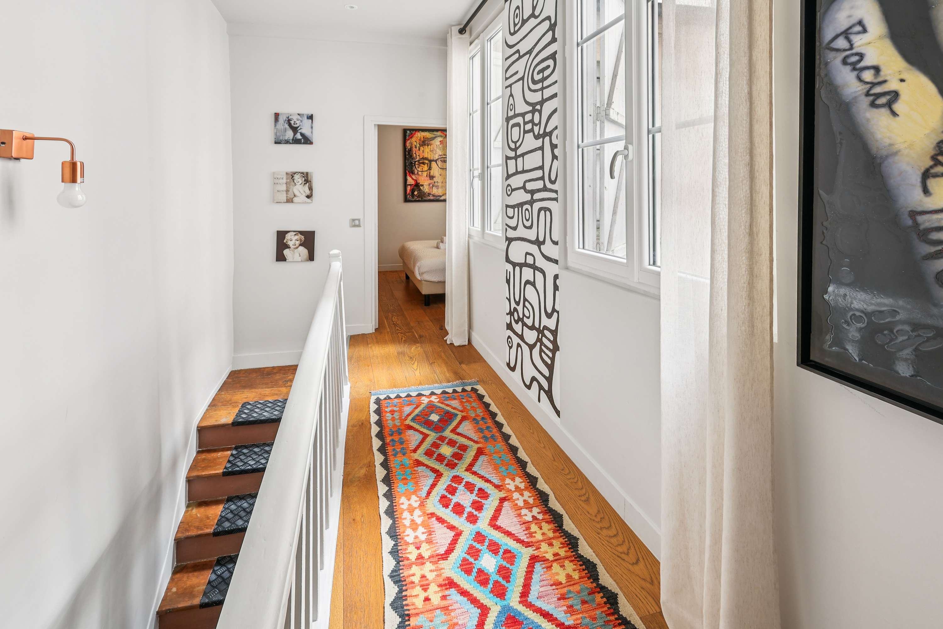 L’Appartement de Montorgueil: Spacious 4-Bedroom Apartment in Montorgueil, Paris