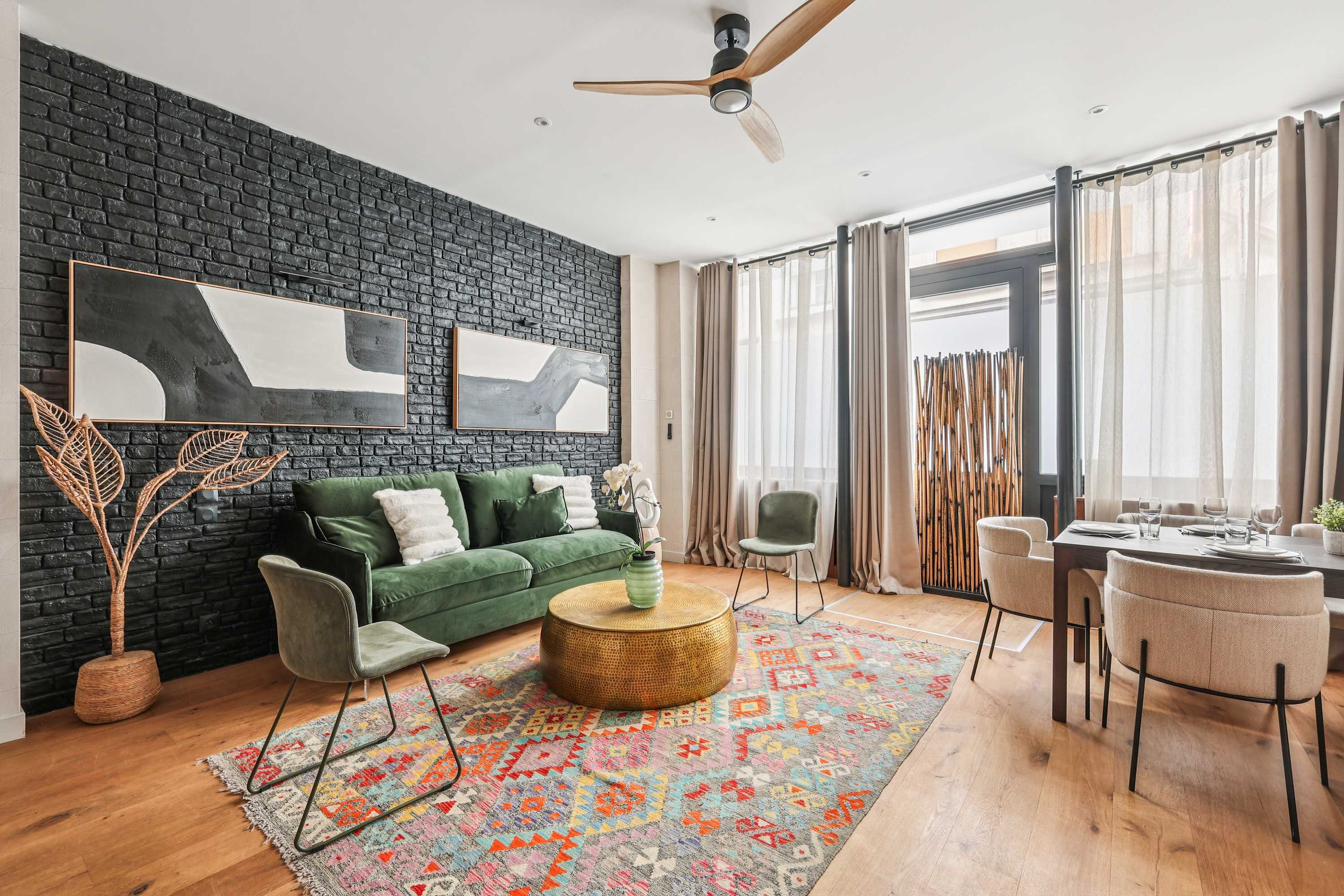 L’Appartement de Montorgueil: Spacious 4-Bedroom Apartment in Montorgueil, Paris