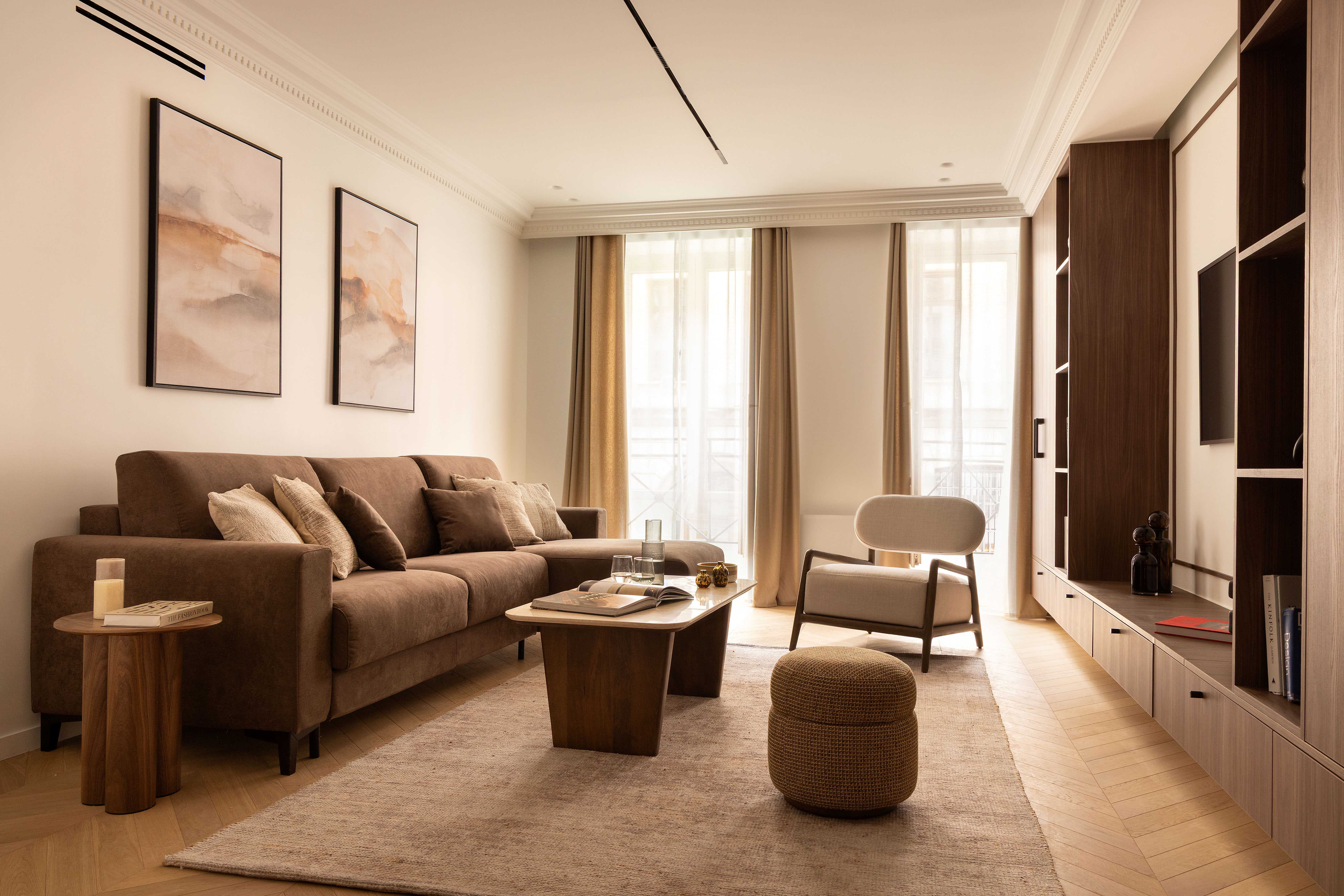 L’Écrin de Palais: Elegant 2-Bedroom Apartment with Family Amenities, Louvre Palais Royal