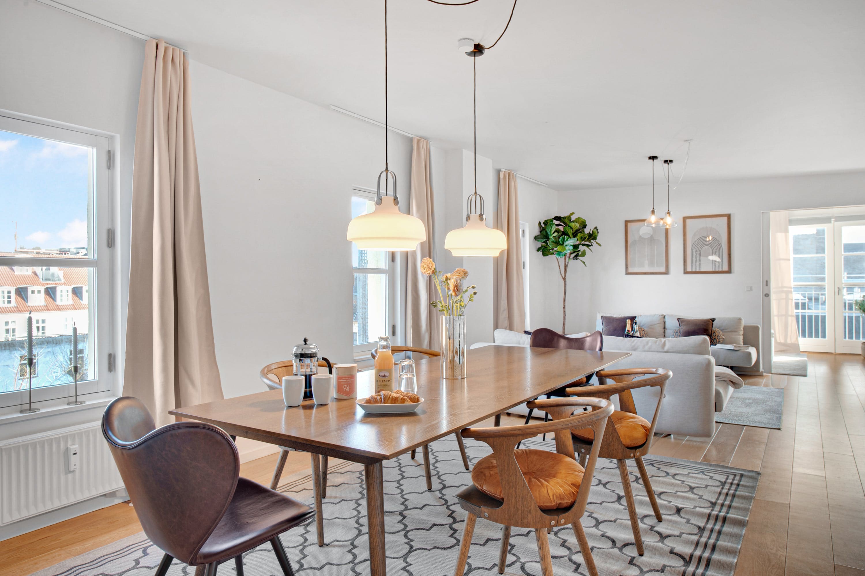 Lejlighed Skibbroen Nyhavn: Elegant 3-Bedroom Apartment with Seaview, Nyhavn