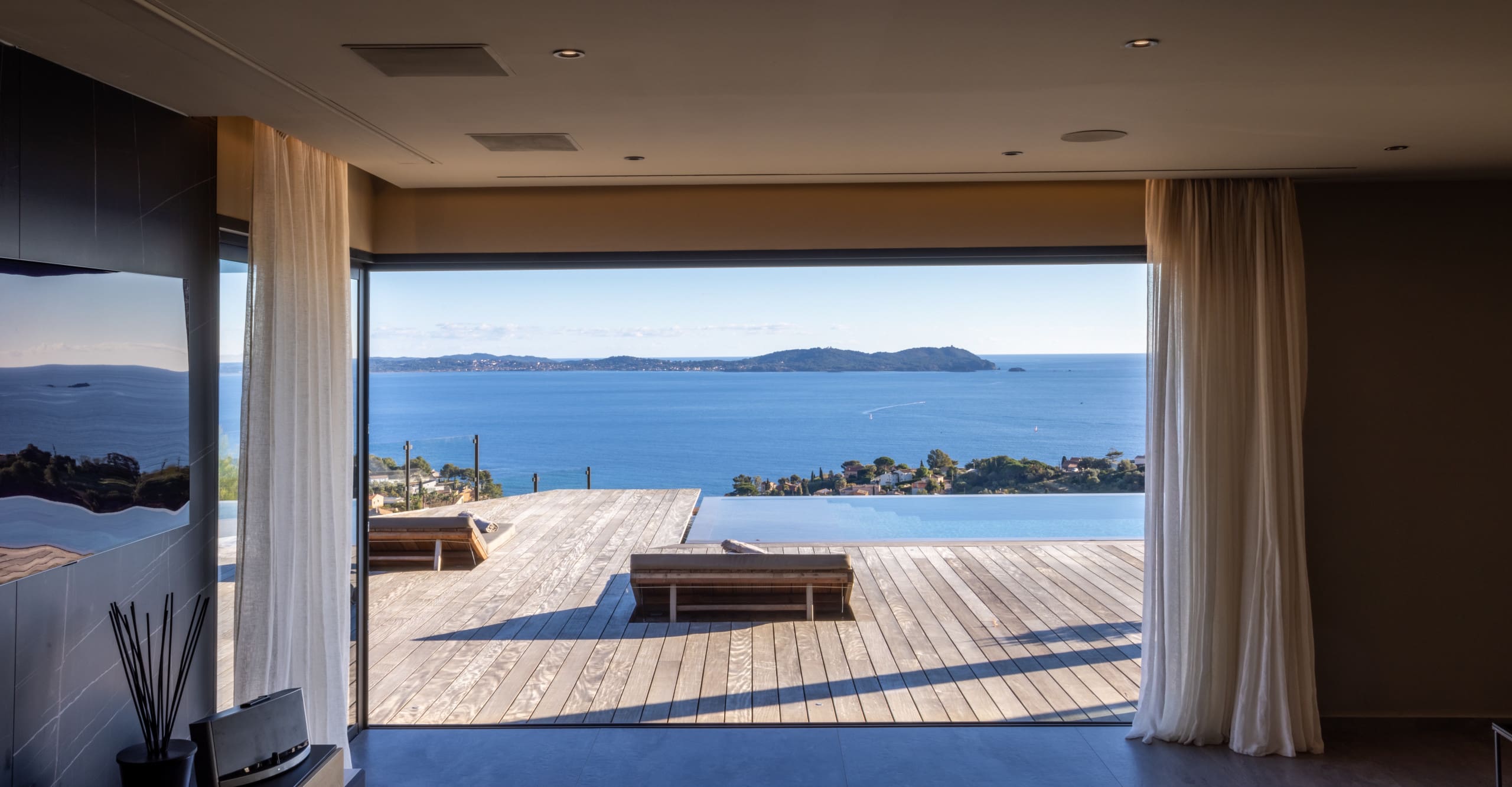 Les Terrasses de la Méditerranée: Luxury 5-Bedroom Apartment with Sea Views, Toulon