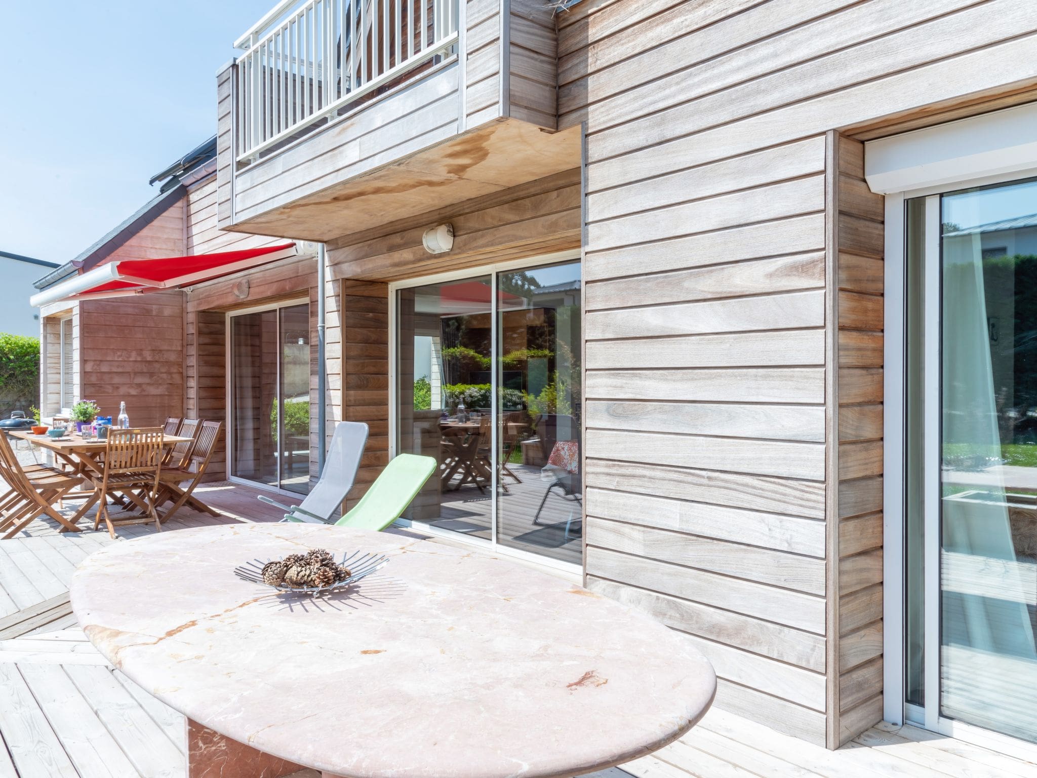 Maison Coutançais Agon-Coutainville: Spacious 5-Bedroom Beachfront House with Garden and Terrace Just Steps from Normandy Coast