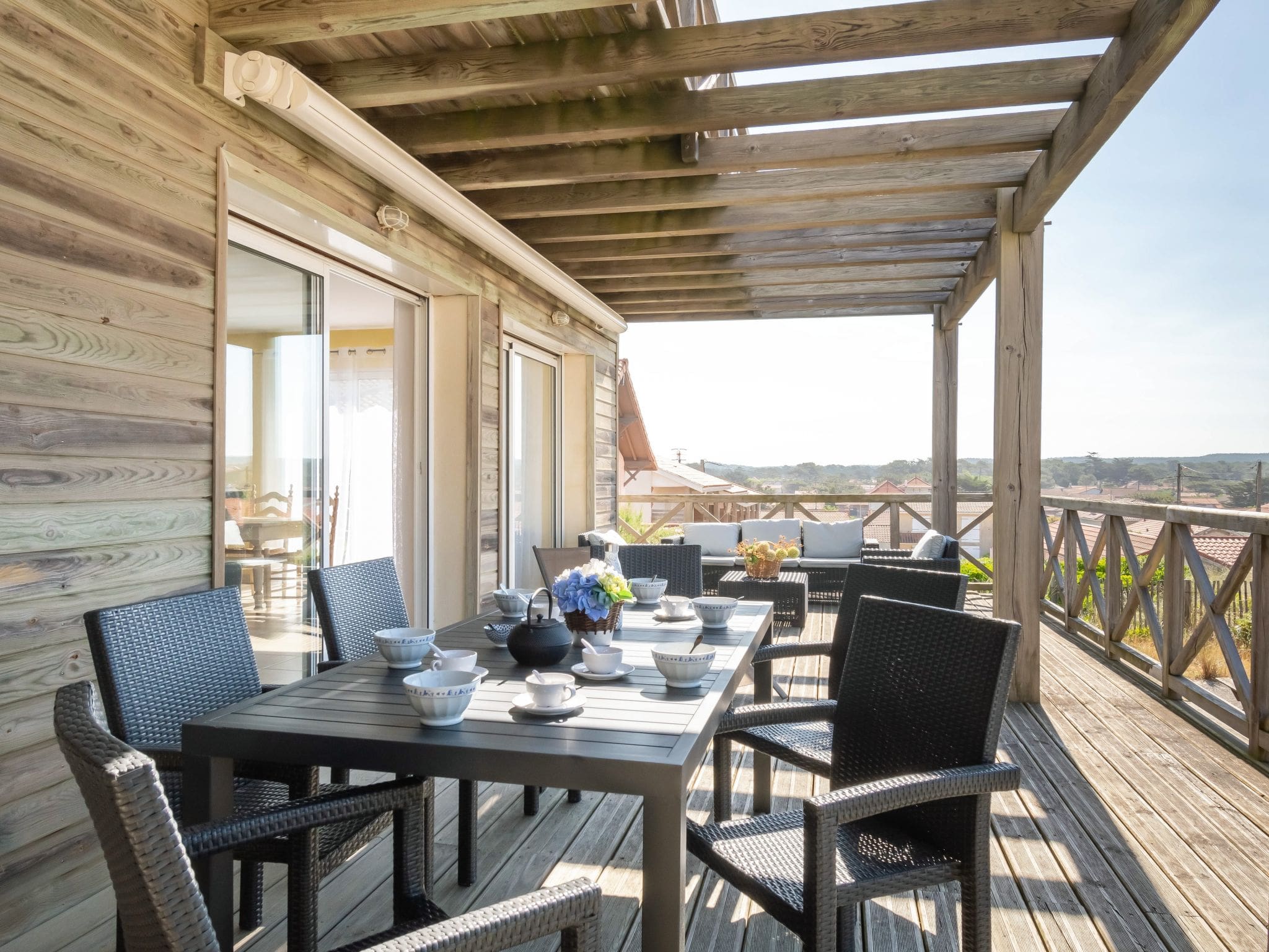 Maison Gemmeur Mimizan: Elegant 3-Bedroom Beachfront House with Terrace and Direct Beach Access in Mimizan France