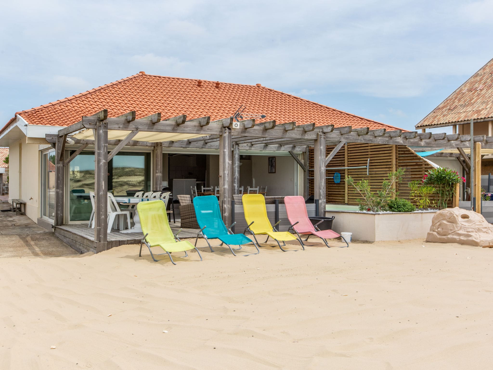 Maison Lambon Vieux-Boucau: Stylish 2-Bedroom Holiday Home with Private Pool and Sea Views near Beach