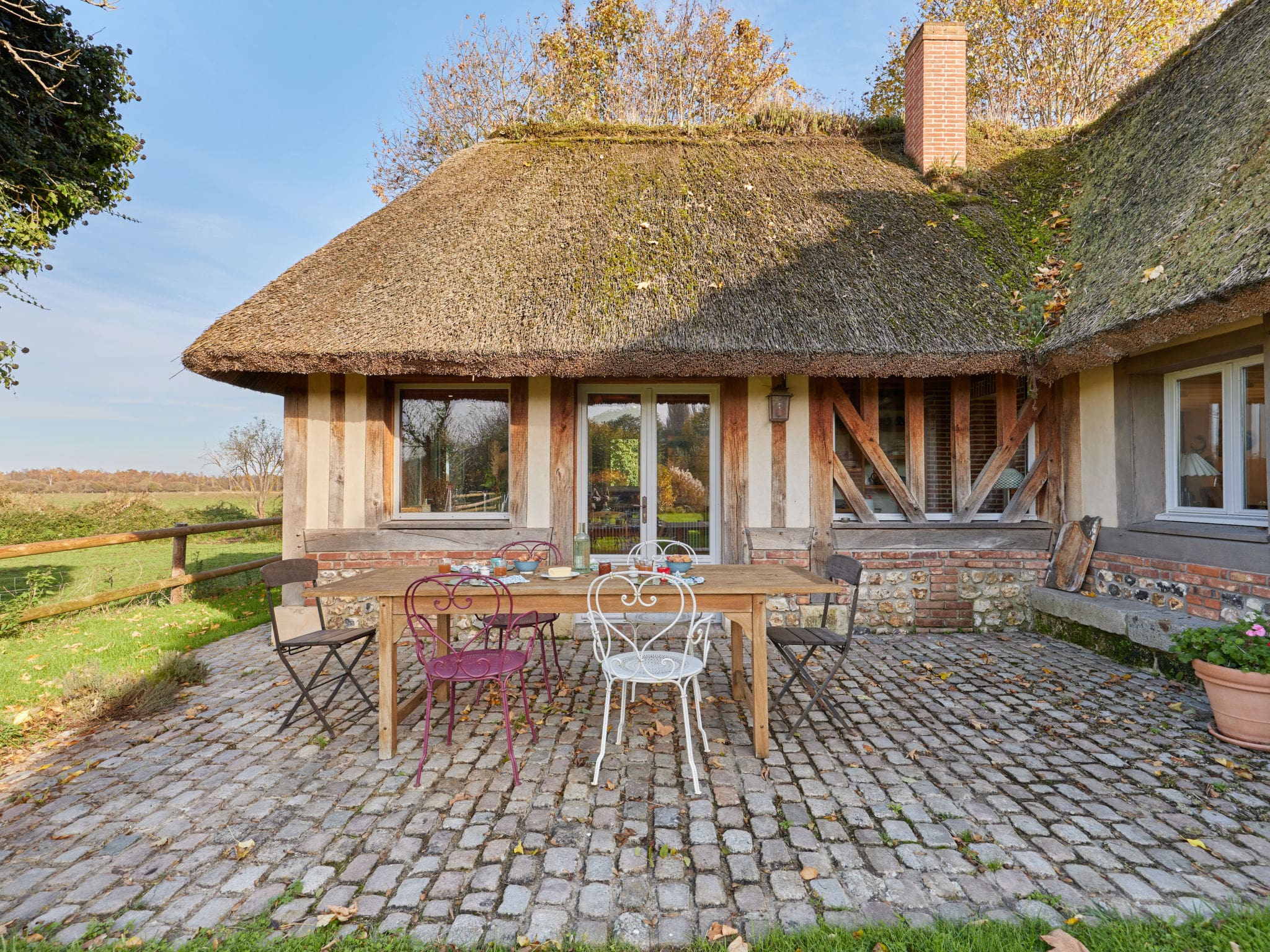 Maison Vernier Perrey: Stunning 4-Bedroom Traditional Normandy Farmhouse with Gardens and Fireplace in Le Perrey France
