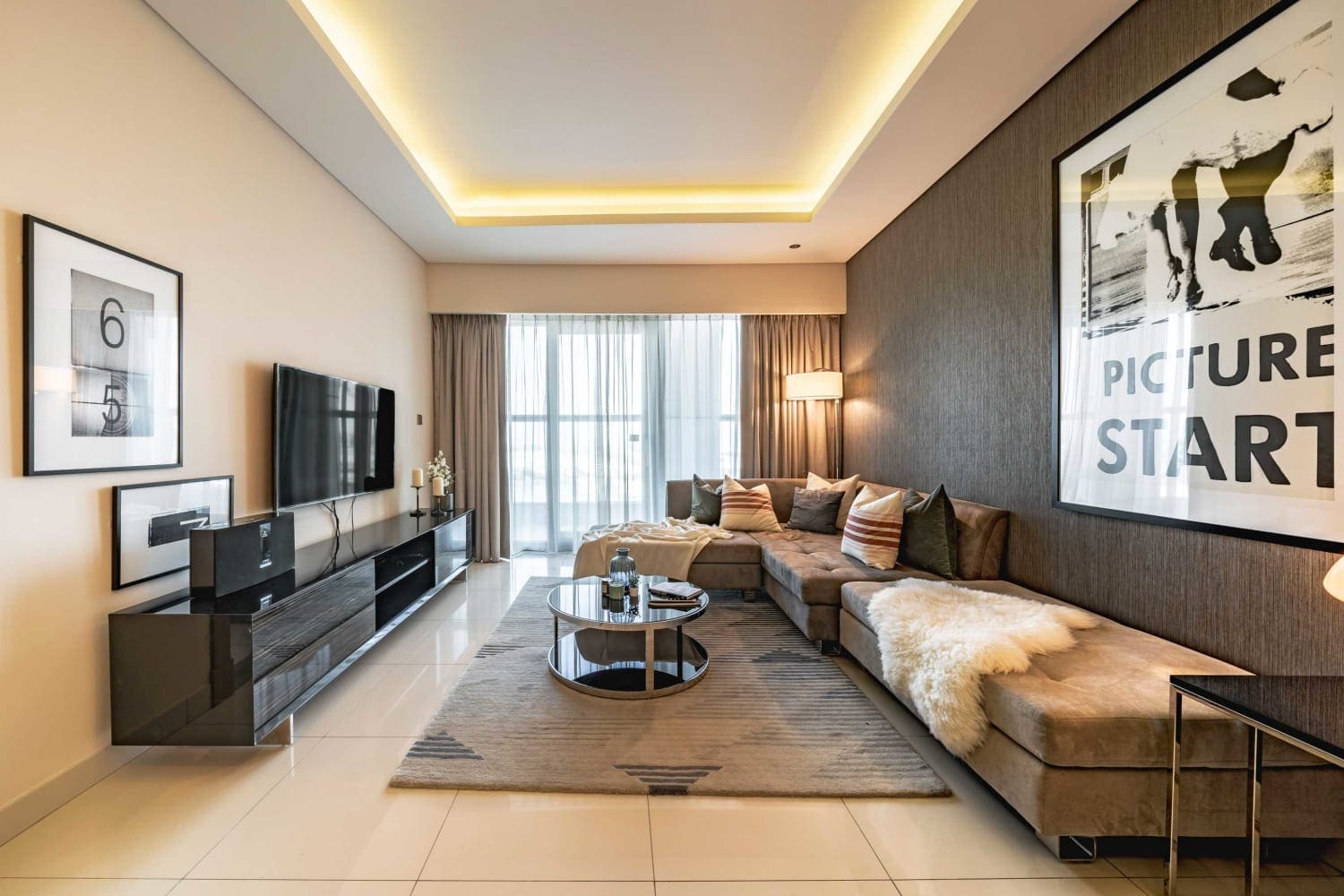 Manor Al Fahidi Dubai: Luxurious 1-Bedroom Apartment with Seaview and Pool, Zaa’Beel Dubai