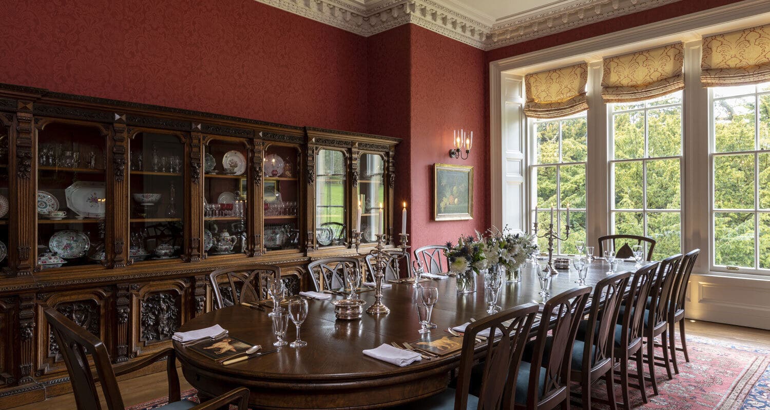 Manor Ben Lomond Stirling: Spacious 7-Bedroom Luxury Apartment with Hot Tub, Stirling