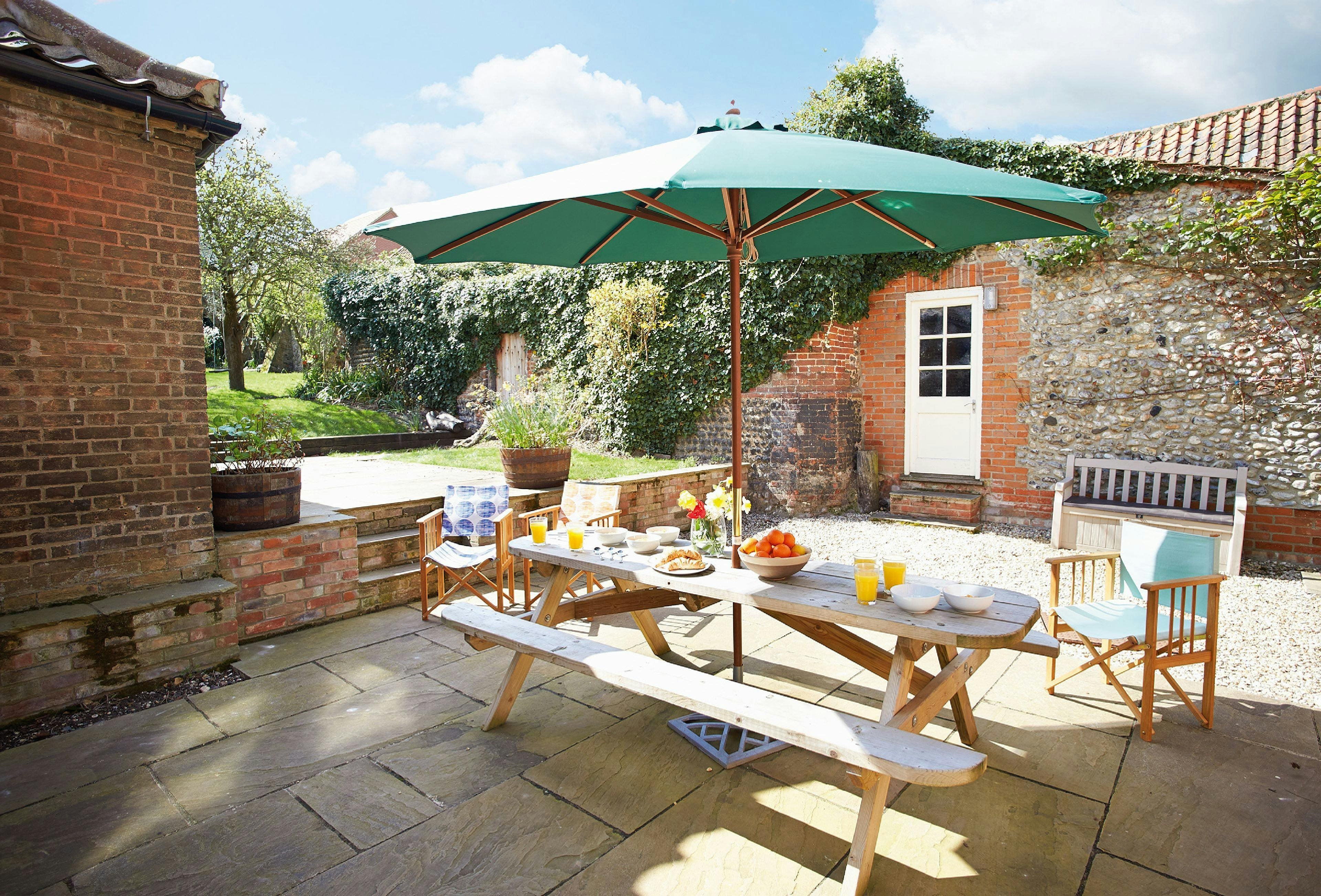 Manor Blakeney Wells-next-the-Sea: Spacious 5-Bedroom Apartment with Seaview, Wells-next-the-Sea