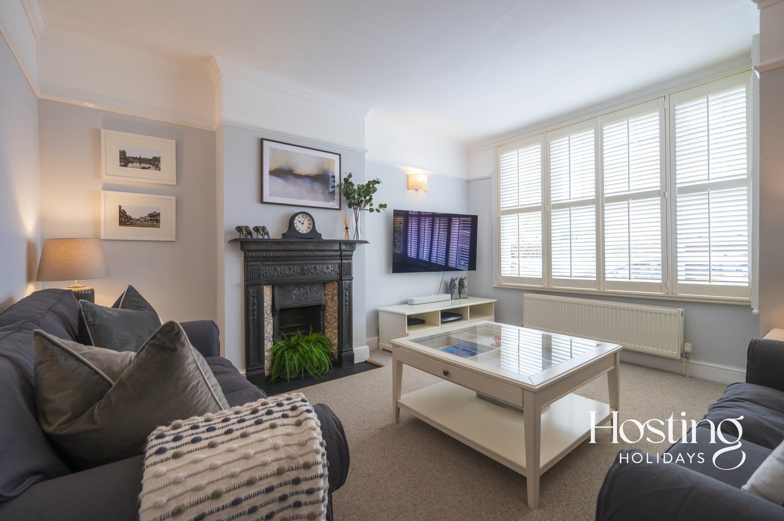 Manor Chiltern Henley: Spacious 4-Bedroom Townhouse in Henley-on-Thames, Perfect for Families
