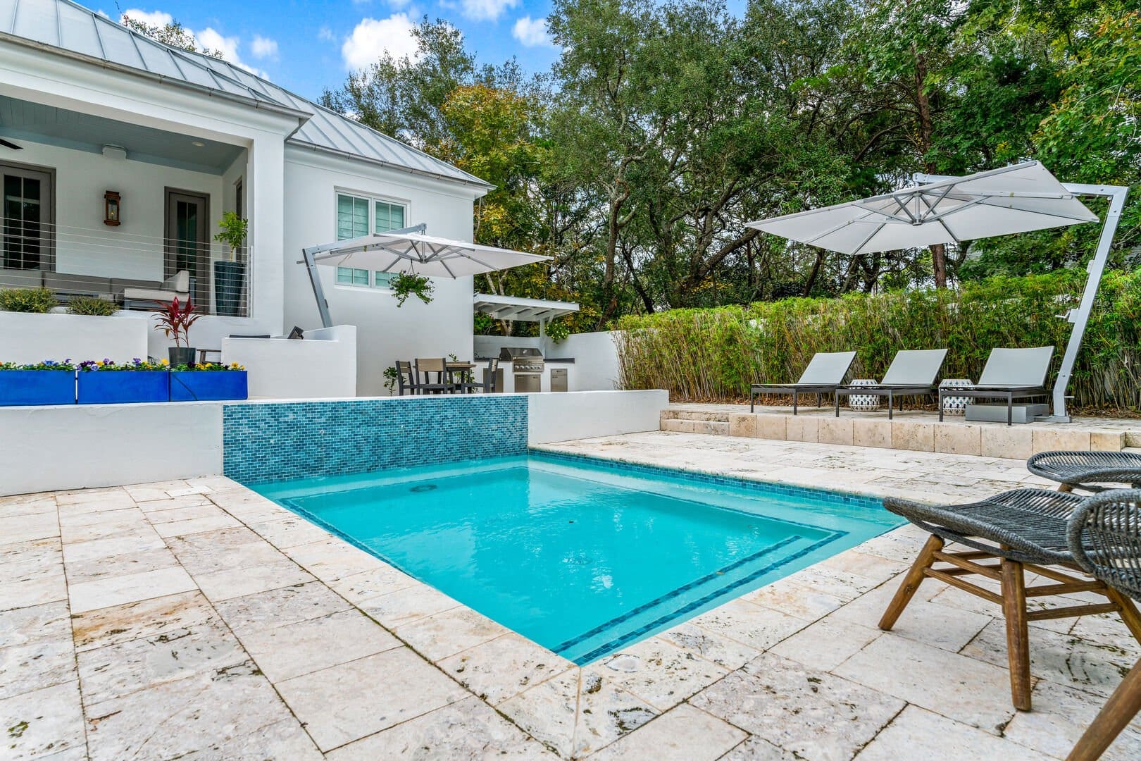Manor Choctaw Walton: Spacious 7-Bedroom Luxury Villa with Seaview and Pool, Walton County