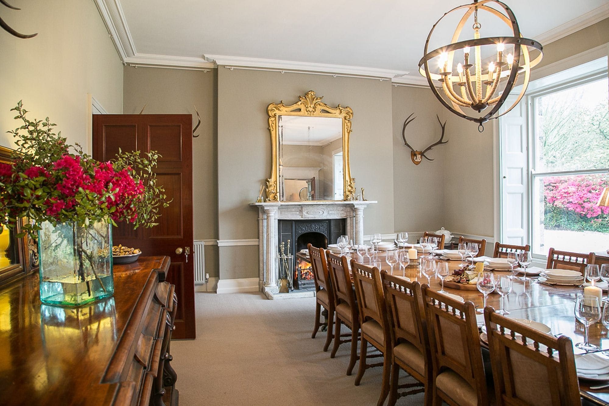 Manor Helford Falmouth: 7-Bedroom Manor House with Seaview and Tennis Court, Falmouth