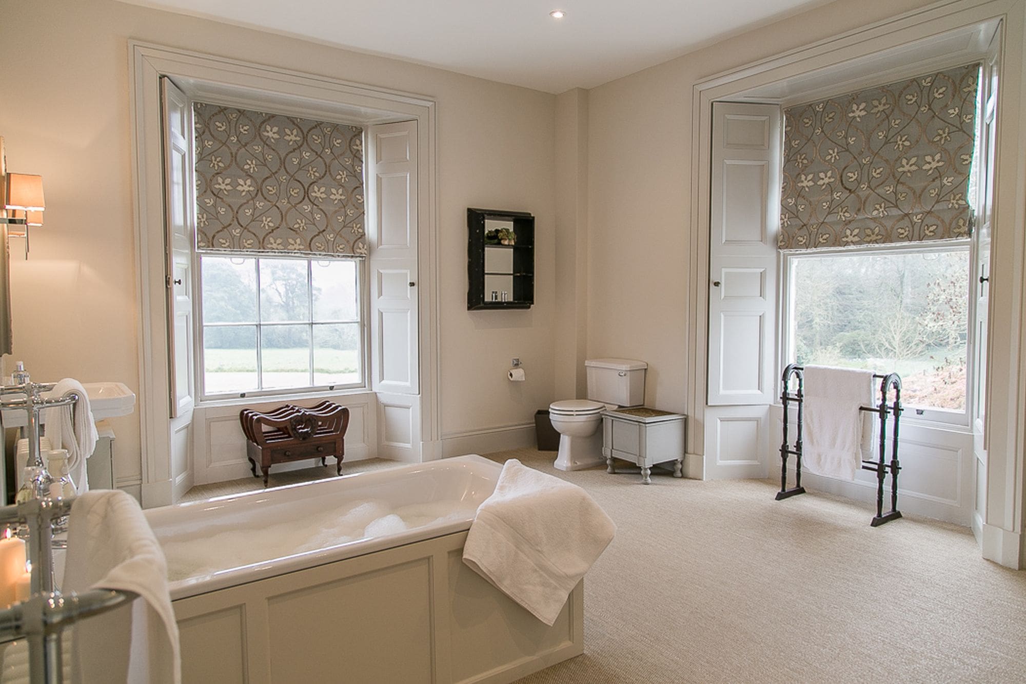 Manor Helford Falmouth: 7-Bedroom Manor House with Seaview and Tennis Court, Falmouth