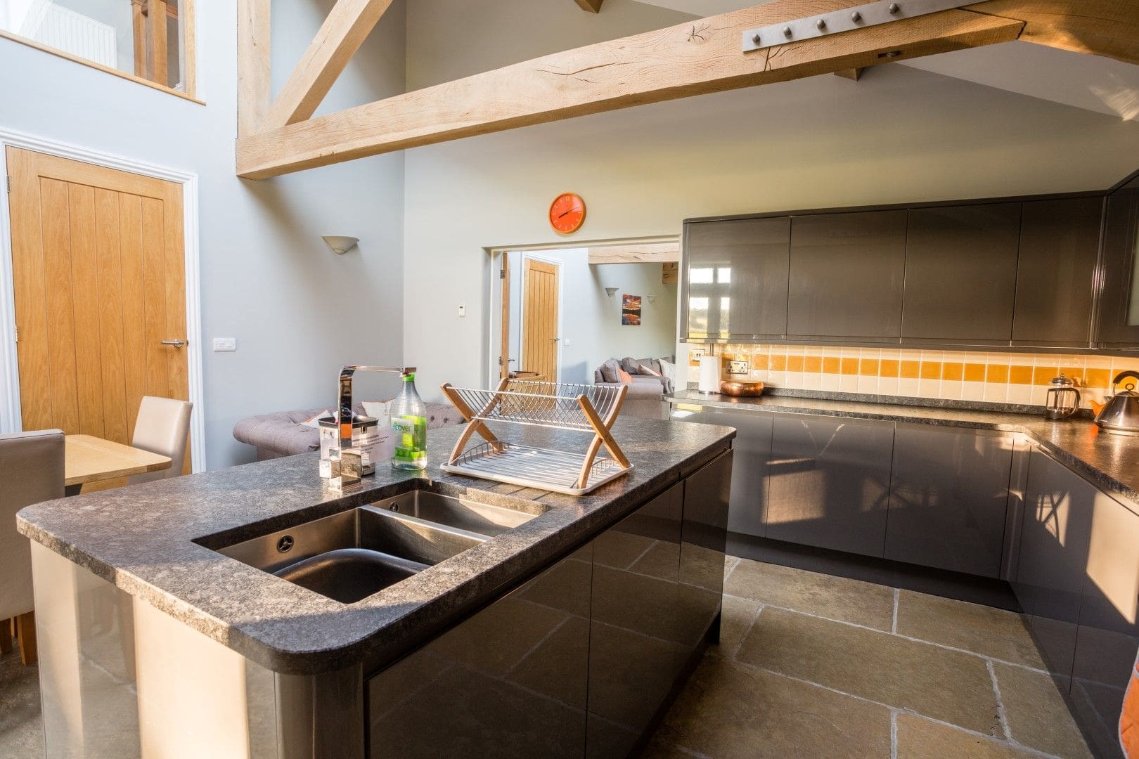 Manor Helvellyn Cumbria The North Pennines: Spacious 8-Bedroom Apartment with Hot Tub, Cumbria
