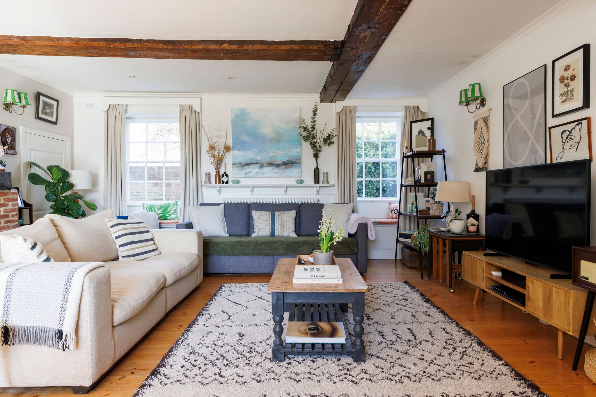 Manor Kingley Oving: Luxury 6-Bedroom House with Pool and Tennis Court, Chichester