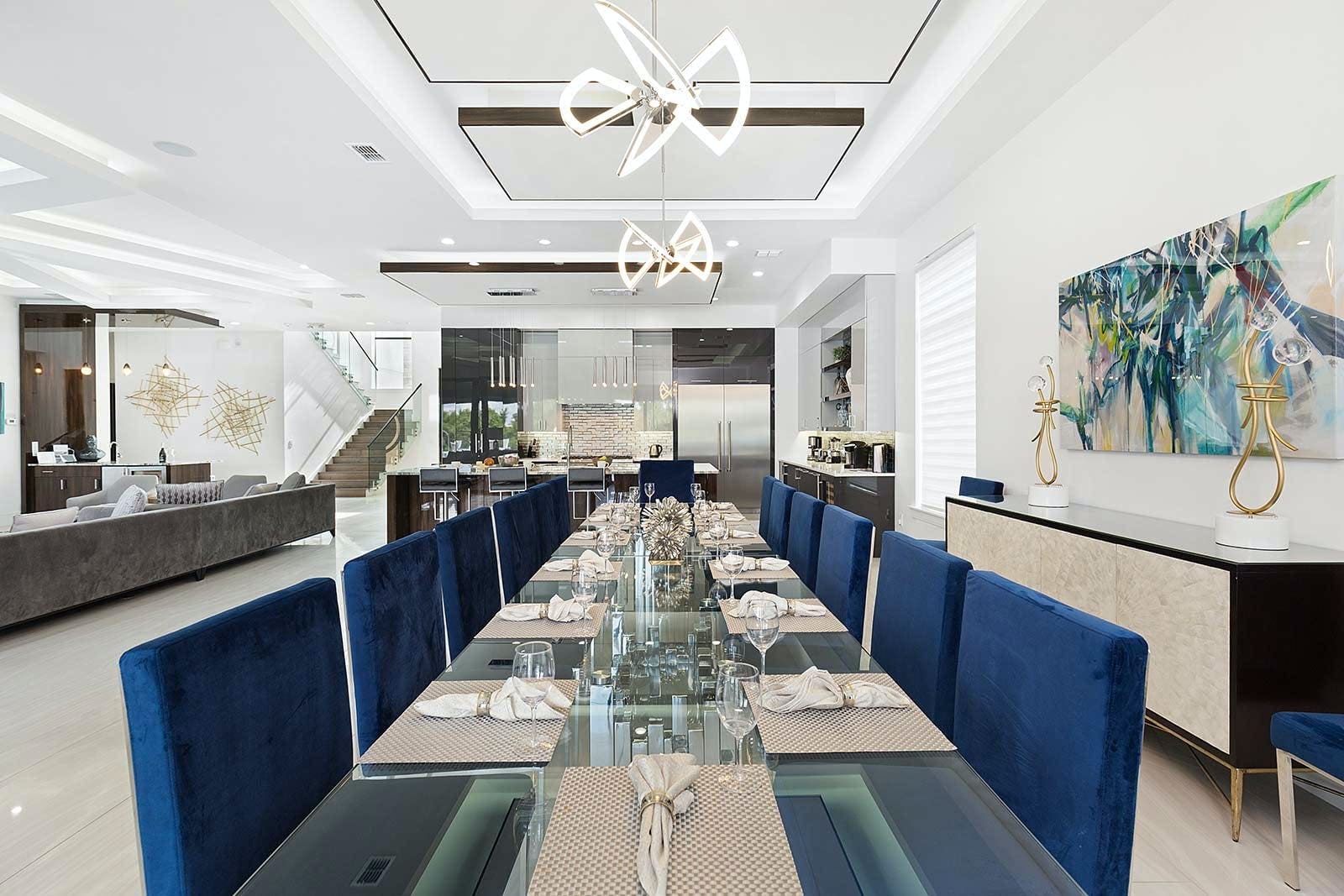 Manor Kissimmee Cypress: Spacious 9-Bedroom Villa with Pool and Hot Tub, Osceola County