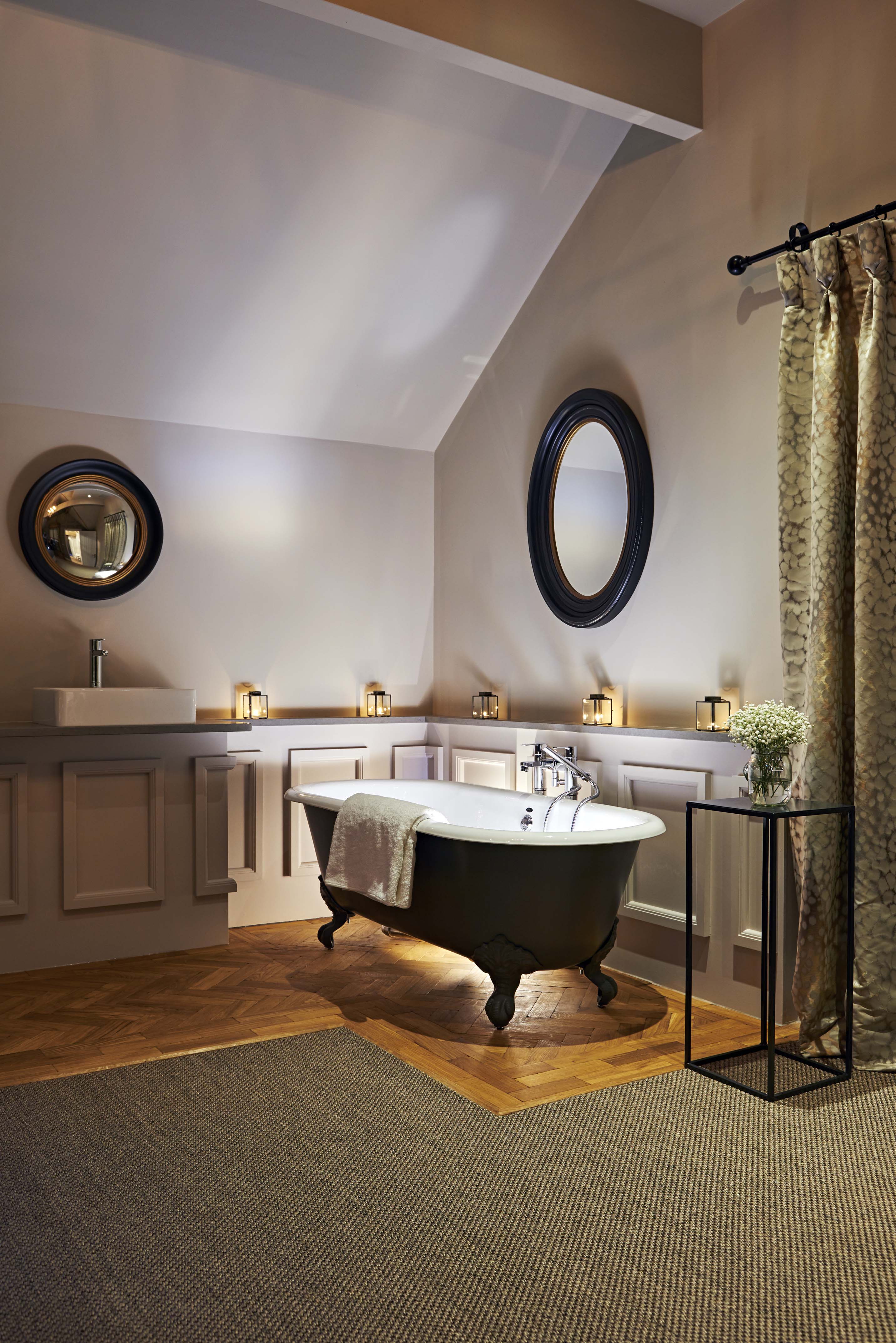 Manor Malvern Worcestershire: 12-Bedroom Luxury Villa with Indoor Pool, Worcestershire