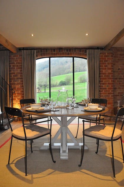 Manor Malvern Worcestershire: 12-Bedroom Luxury Villa with Indoor Pool, Worcestershire
