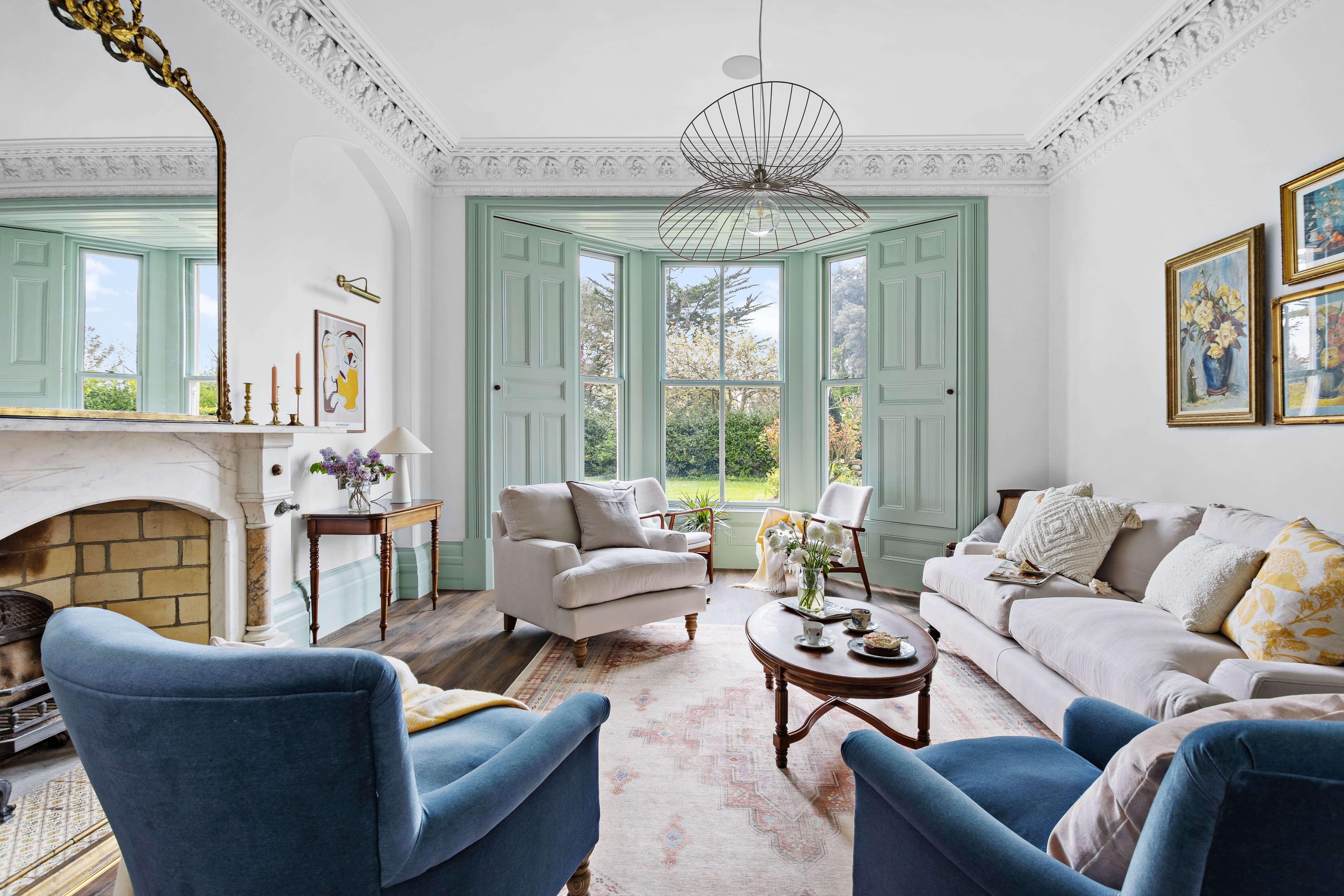 Manor Mendip Somerset: Luxury 11-Bedroom House with Indoor Pool and Sauna, Somerset