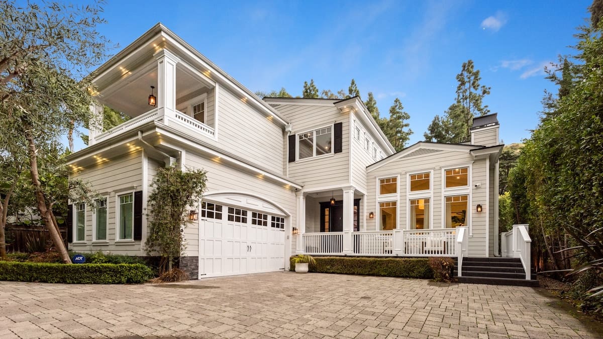 Manor Mulholland Laurel: Luxury 5-Bedroom Villa with Pool and Hot Tub, Laurel Canyon