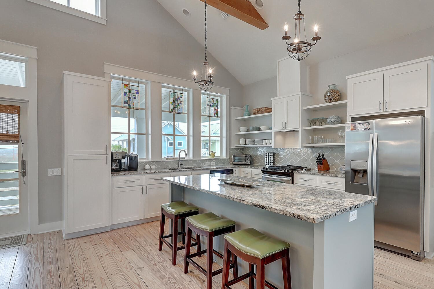 Manor Mustang Corpus Christi: Charming 3-Bedroom Villa with Scenic Sea View, Austin