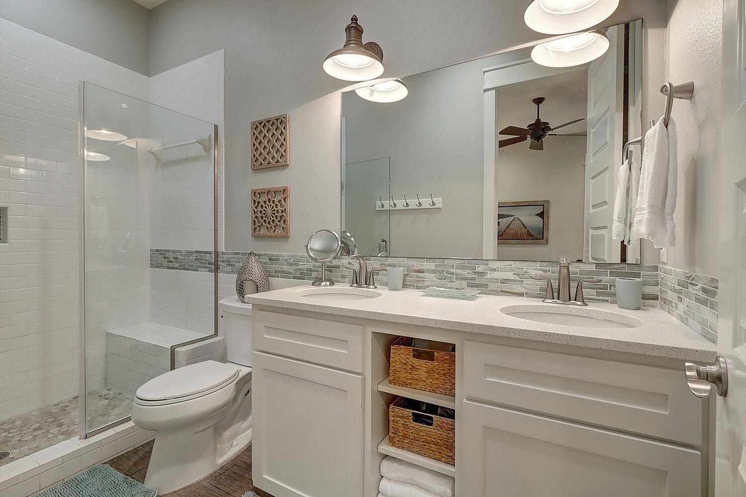 Manor Mustang Corpus Christi: Charming 3-Bedroom Villa with Scenic Sea View, Austin