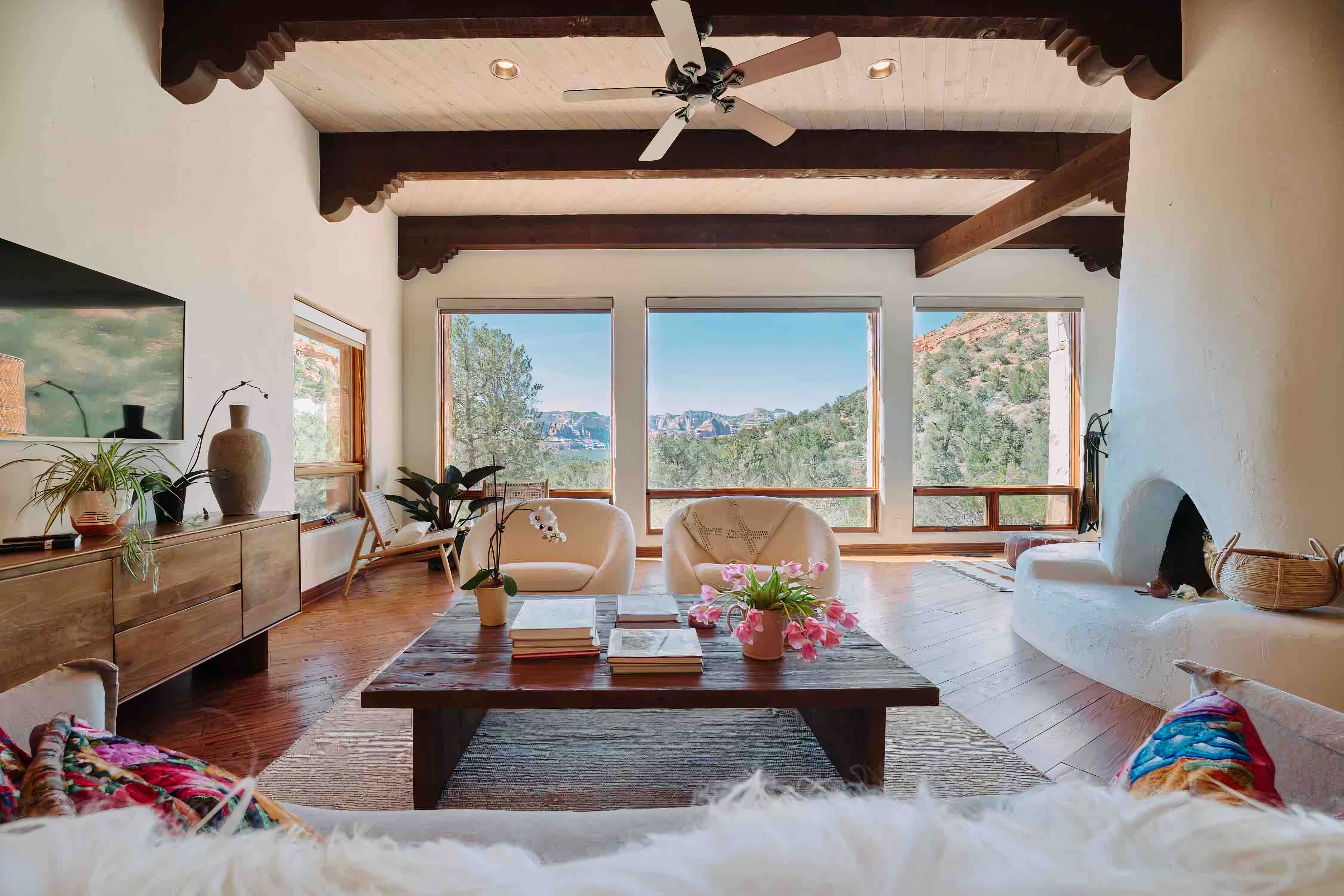 Manor Nankoweap Sedona: Luxury 4-Bedroom Villa with Hot Tub and Sauna, Sedona