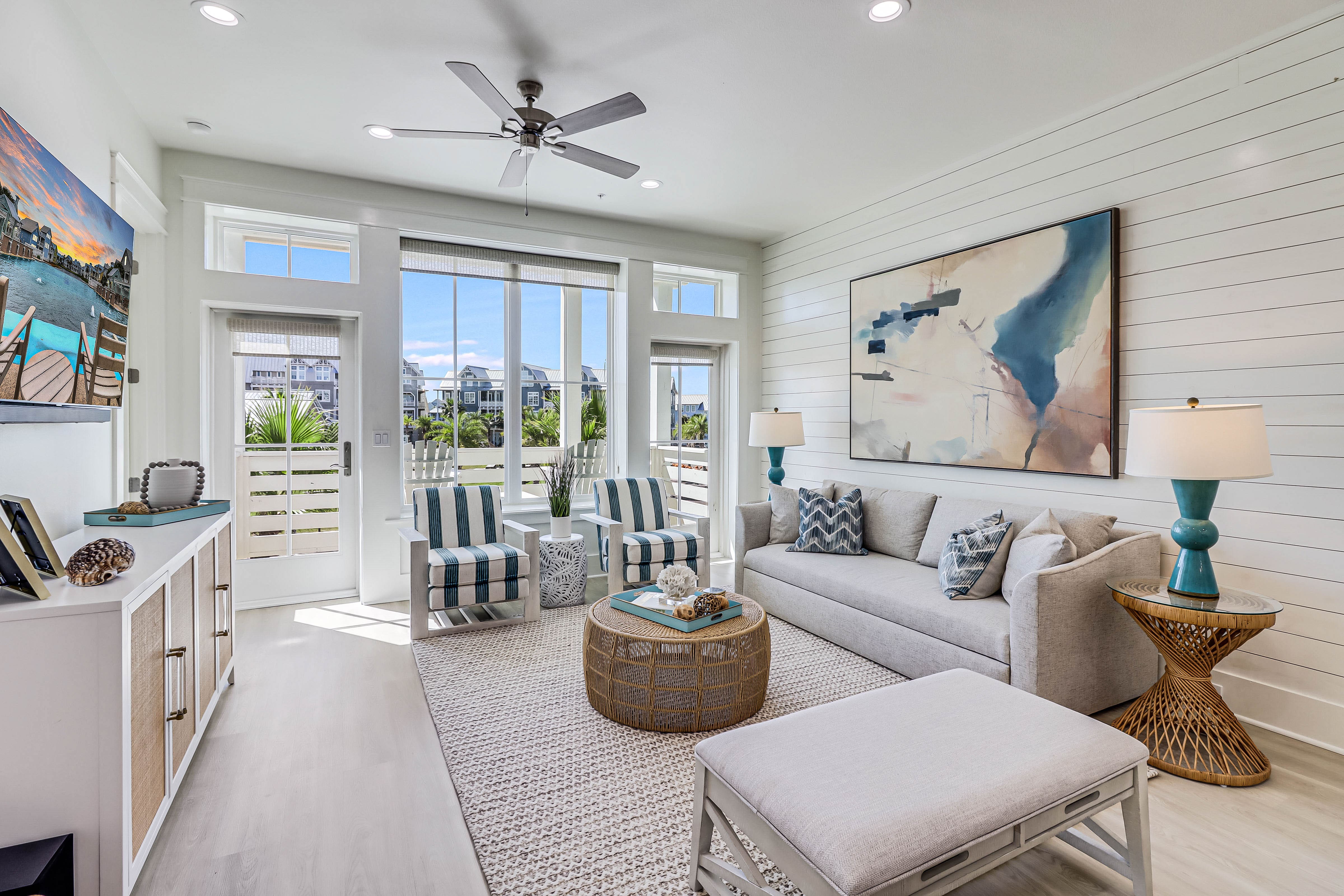 Manor Padre Nueces Texas 4: Luxurious 2-Bedroom Apartment with Seaview and Pool, Nueces County