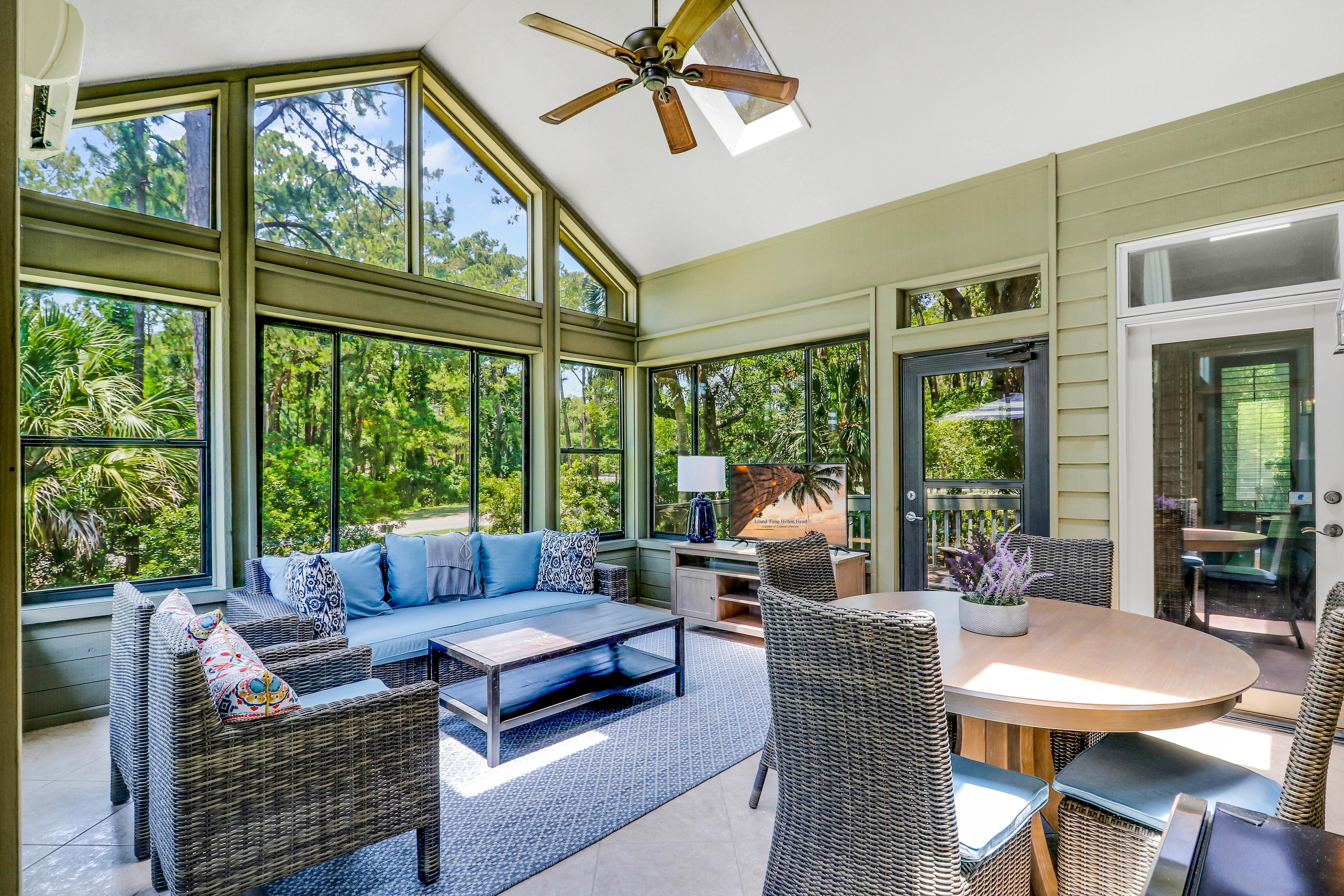 Manor Palmetto Hilton Hilton Head 2: Elegant 3-Bedroom Villa with Seaviews and Pool, Hilton Head