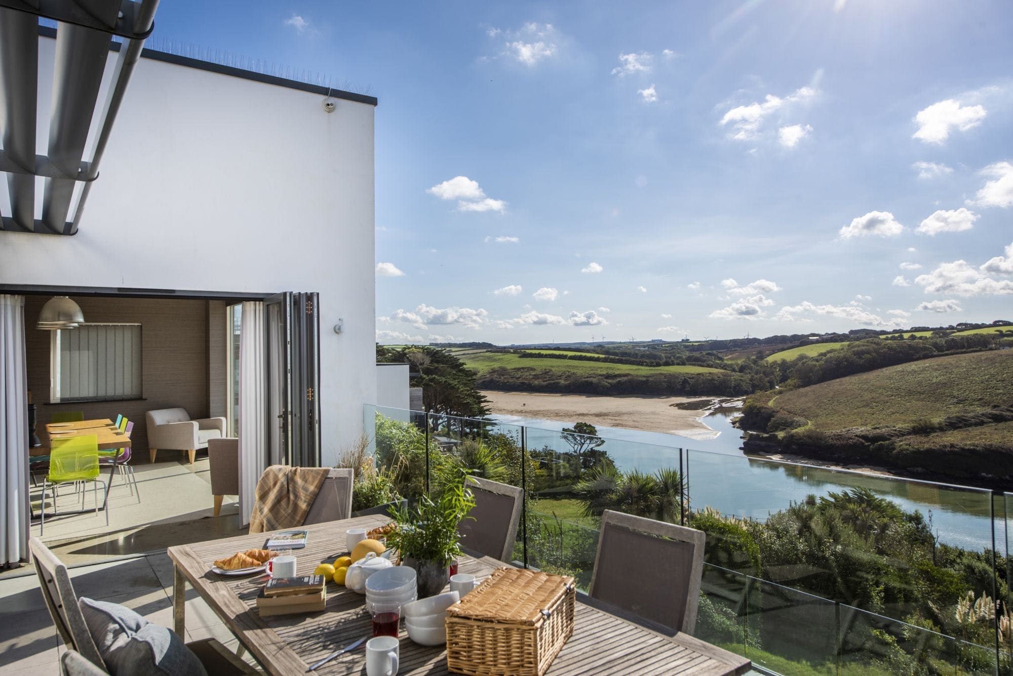 Manor Porth Newquay: 5-Bedroom Apartment with Hot Tub and Sea Views, Newquay