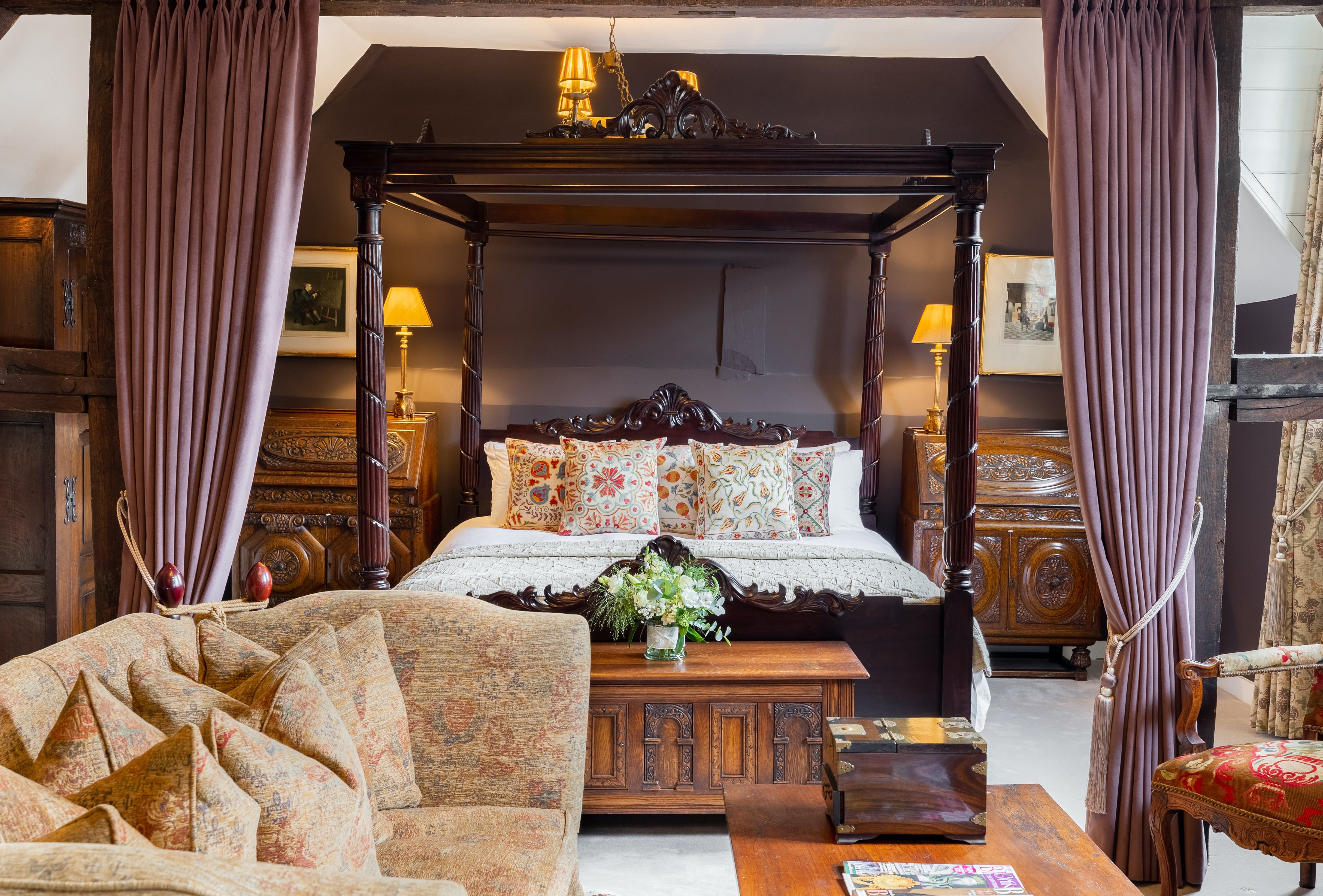 Manor Quercus Hampshire: Exquisite 5-Bedroom Luxury Apartment with Historic Charm, Hampshire