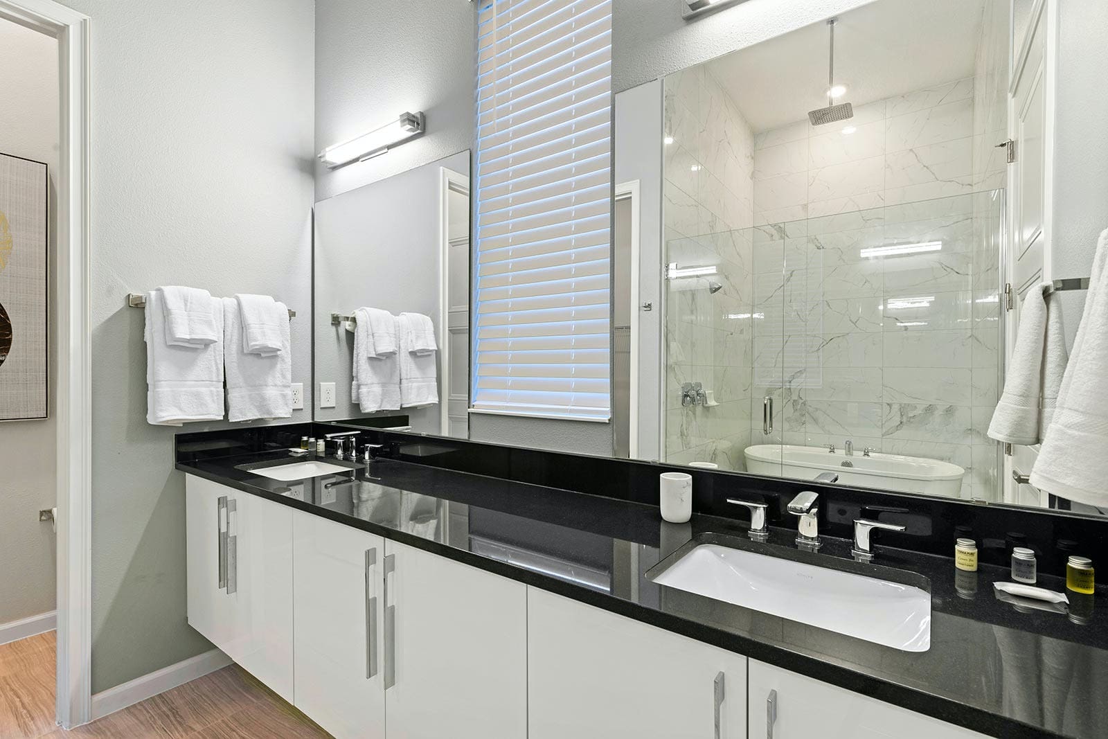 Manor Sabal Orlando: Luxury 10-Bedroom Apartment with Pool and Gym, Orlando